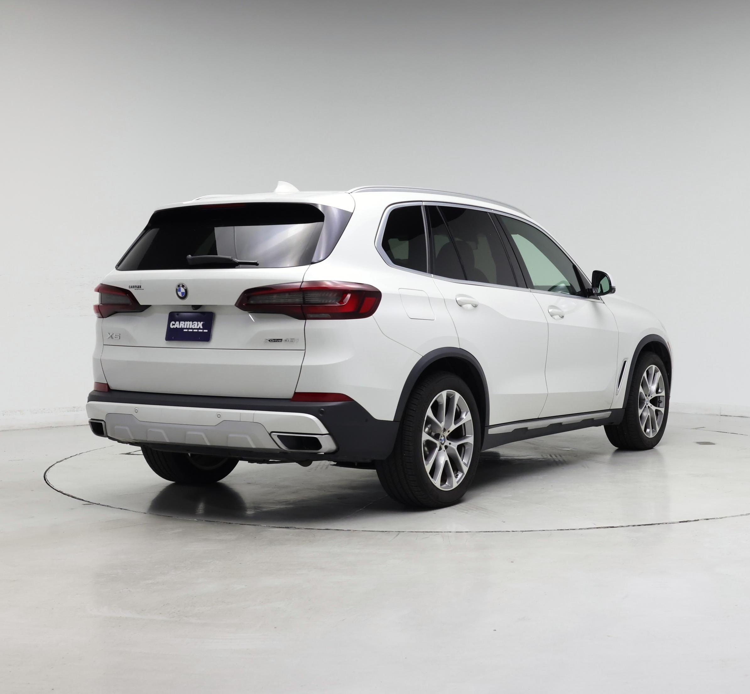 Thumbnail: 2021 BMW X5 - 8