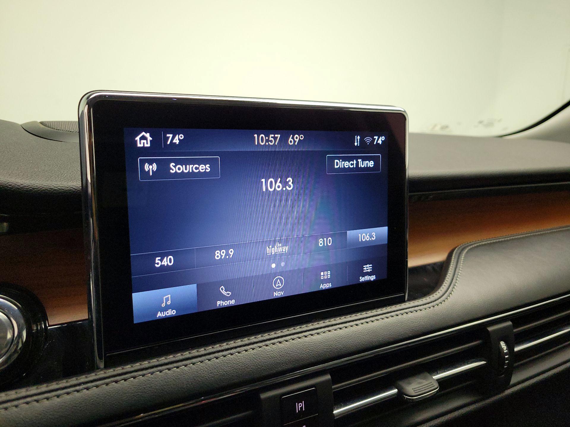 Thumbnail: 2021 Lincoln Corsair - 15