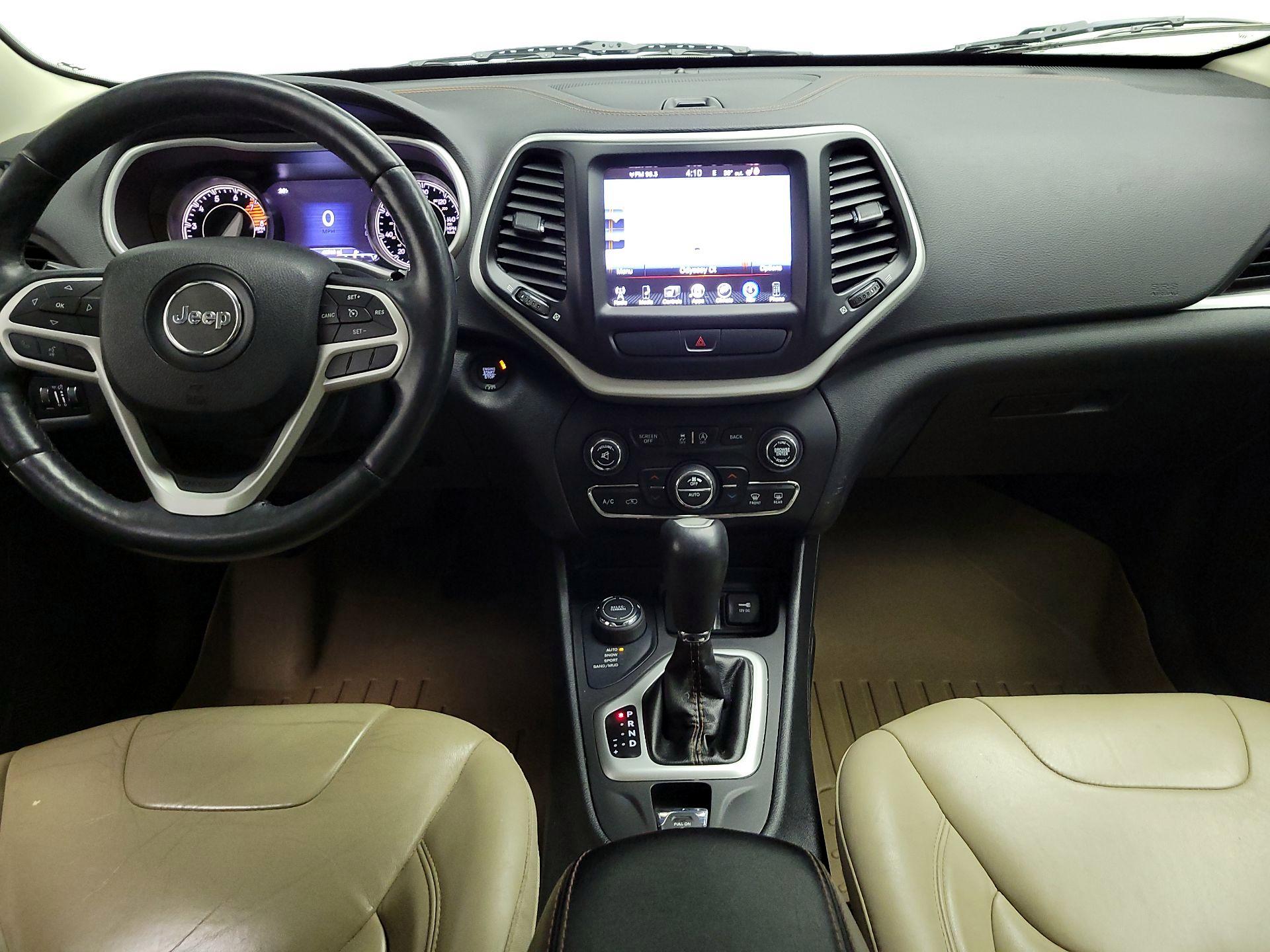 Thumbnail: 2017 Jeep Cherokee - 9