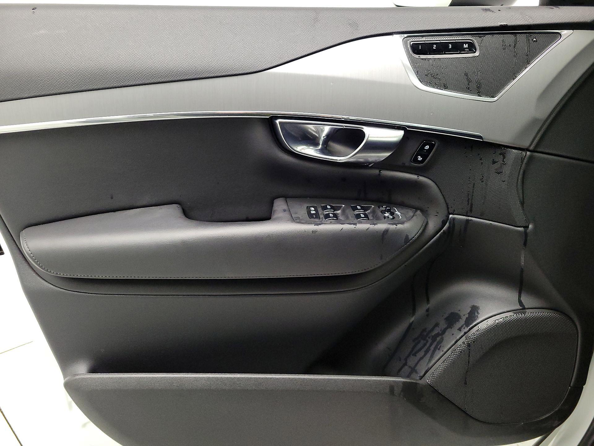 Thumbnail: 2025 Volvo XC90 - 12