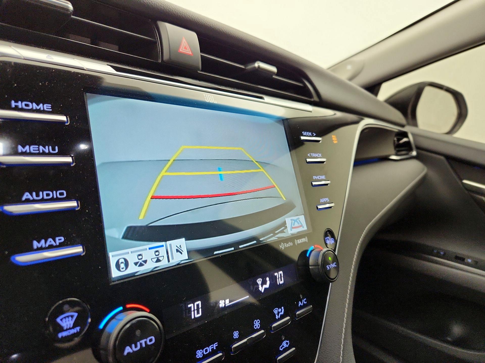 Thumbnail: 2018 Toyota Camry - 15