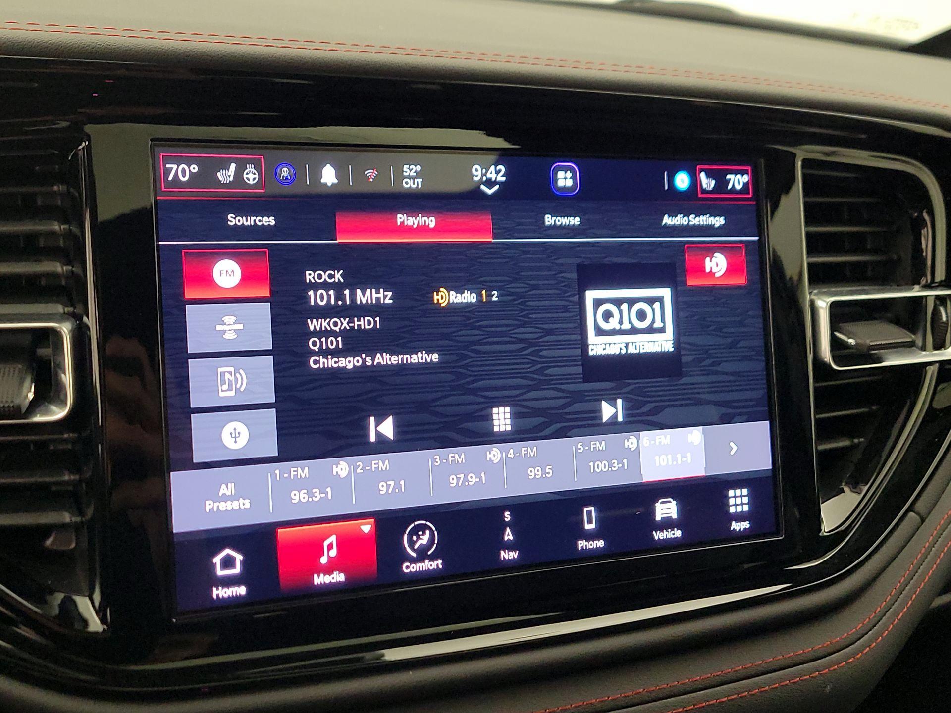 Thumbnail: 2023 Dodge Durango - 16