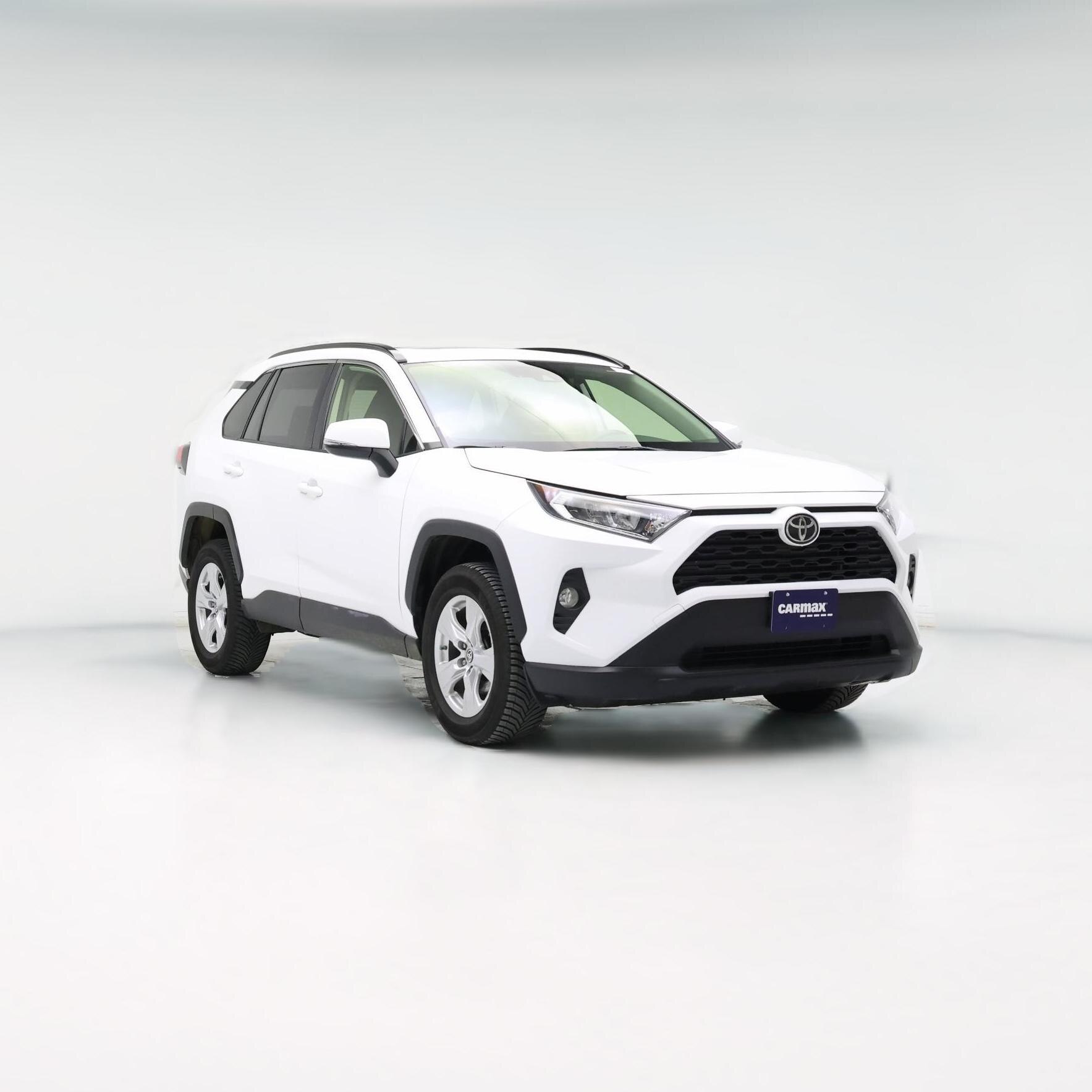Thumbnail: 2019 Toyota RAV4 - 1