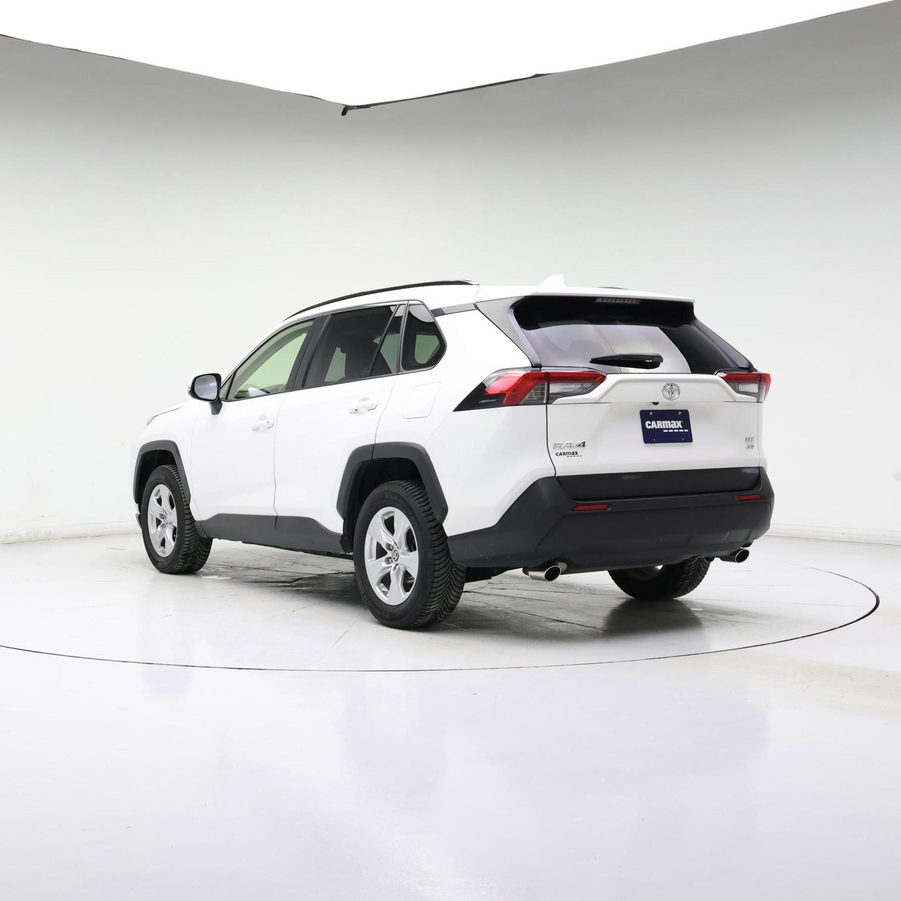 Thumbnail: 2019 Toyota RAV4 - 2