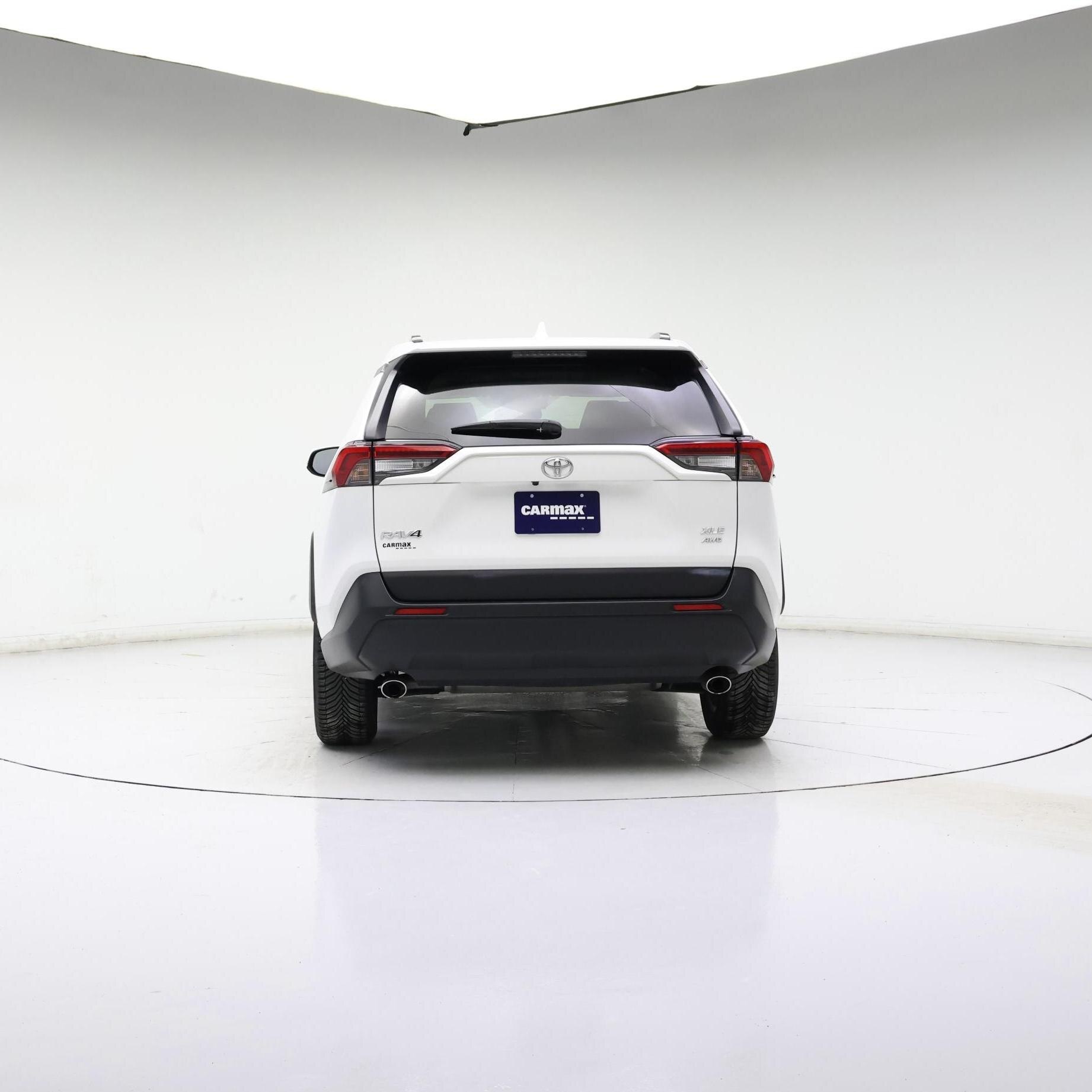 Thumbnail: 2019 Toyota RAV4 - 6