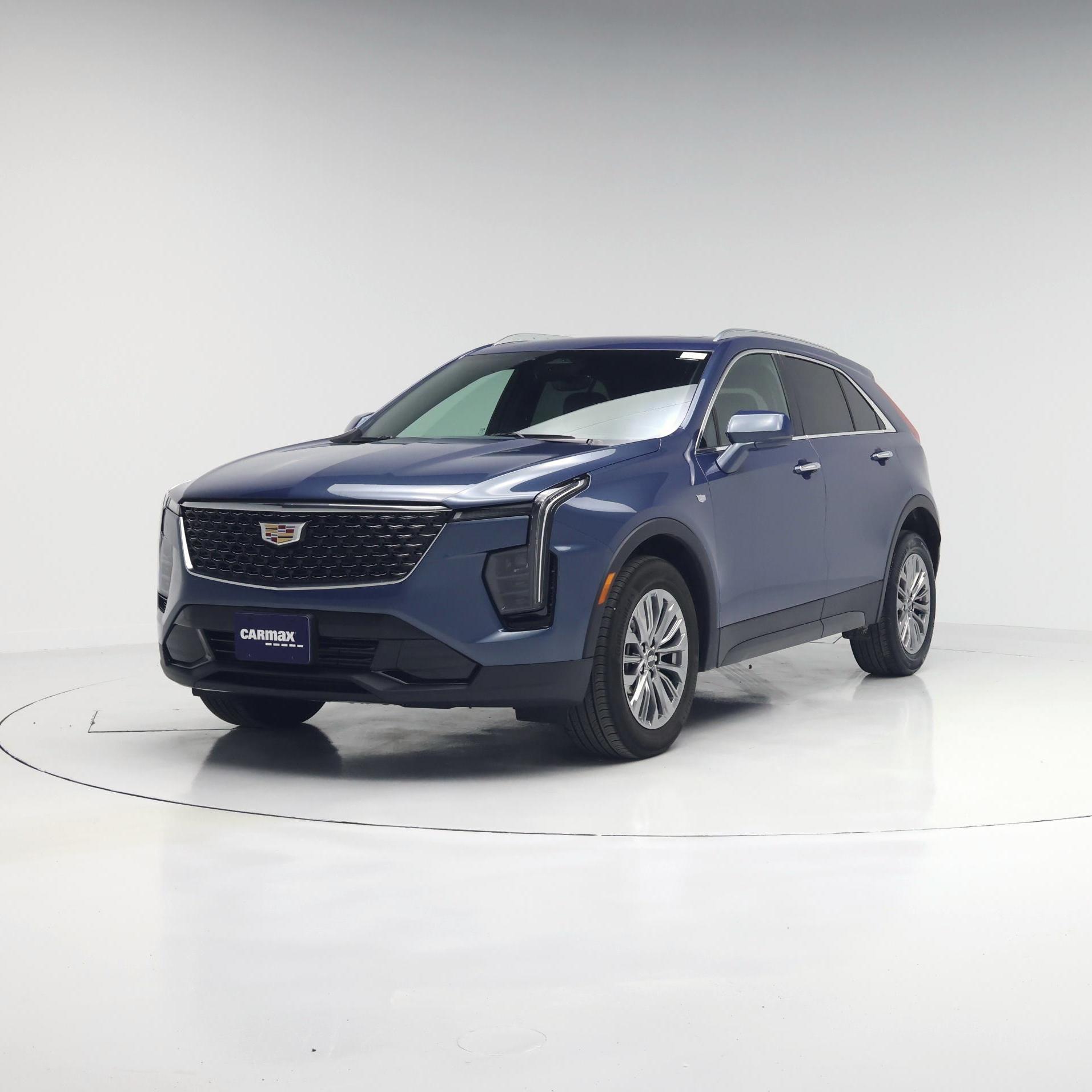 Thumbnail: 2024 Cadillac XT4 - 4