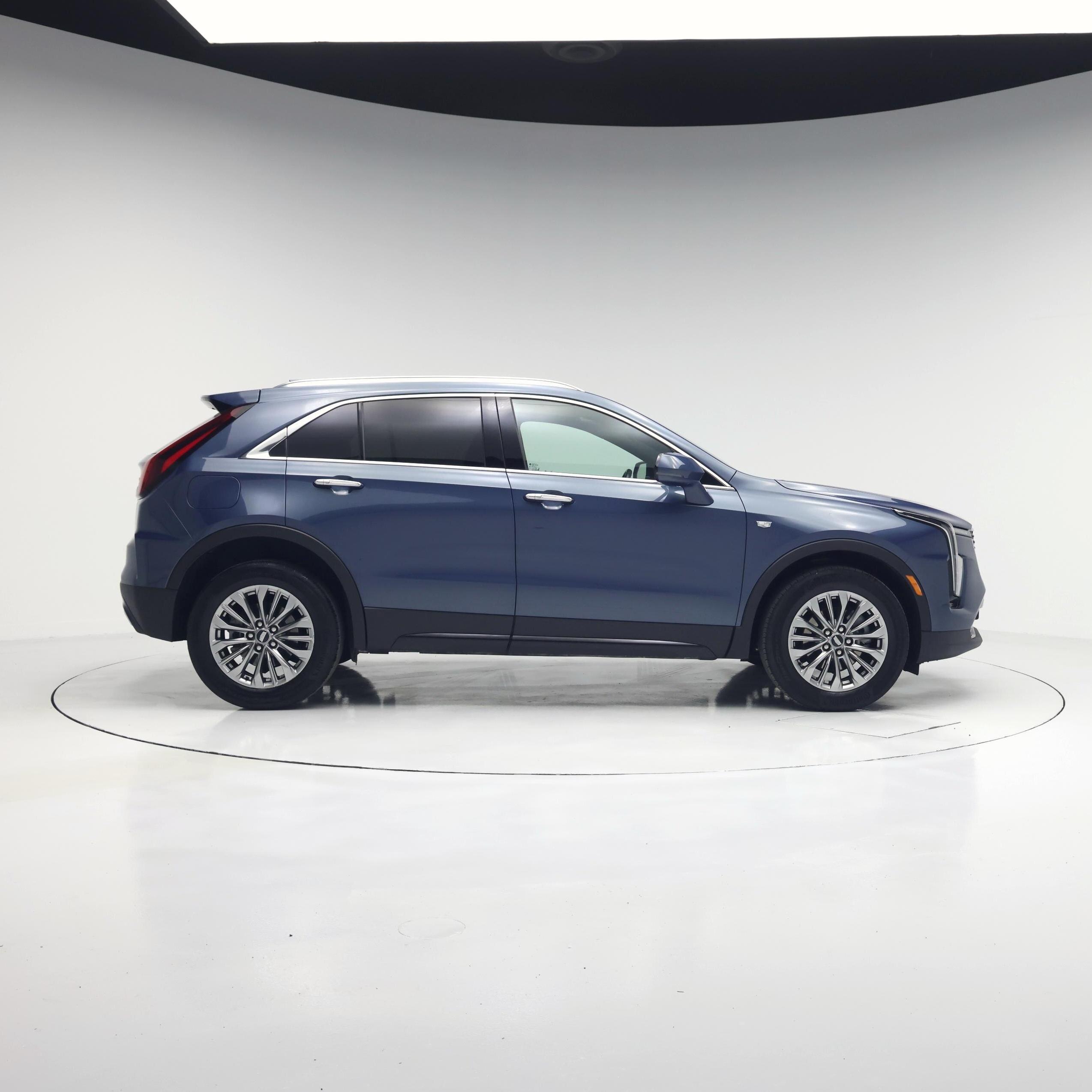 Thumbnail: 2024 Cadillac XT4 - 7
