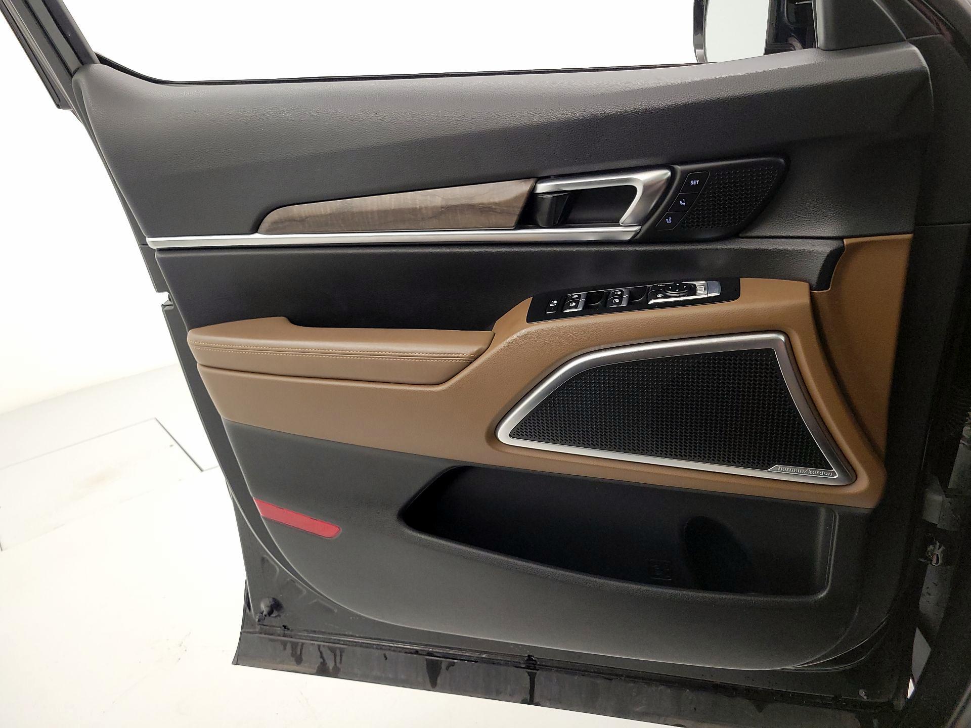 Thumbnail: 2021 Kia Telluride - 12