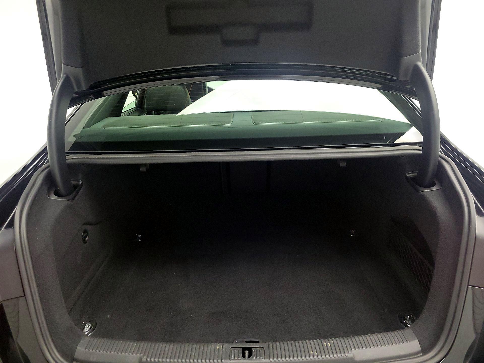 Thumbnail: 2017 Audi A6 - 20