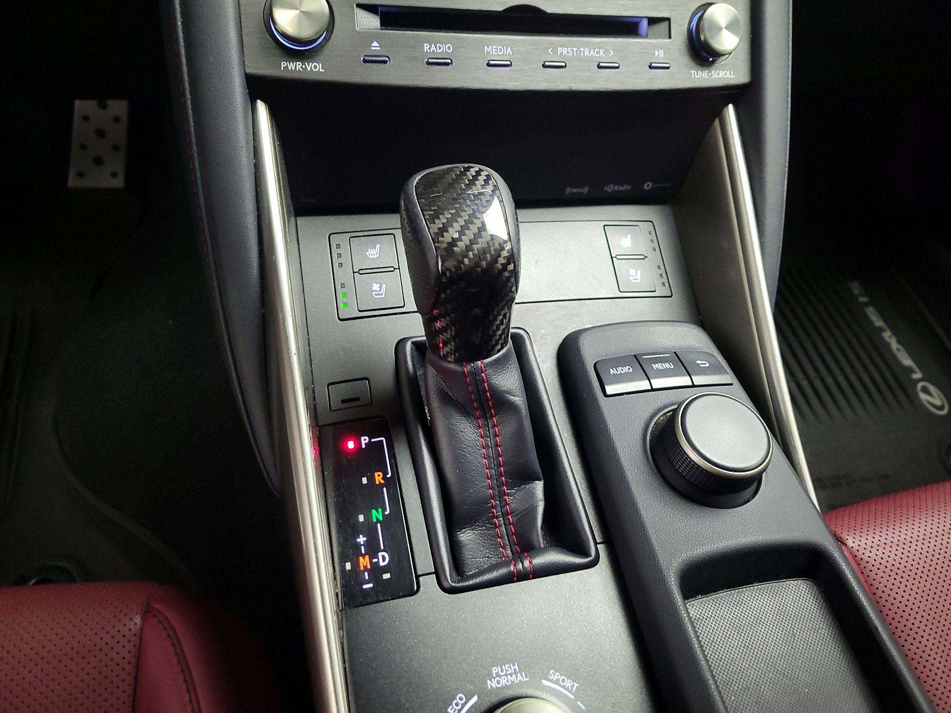 Thumbnail: 2019 Lexus IS - 17