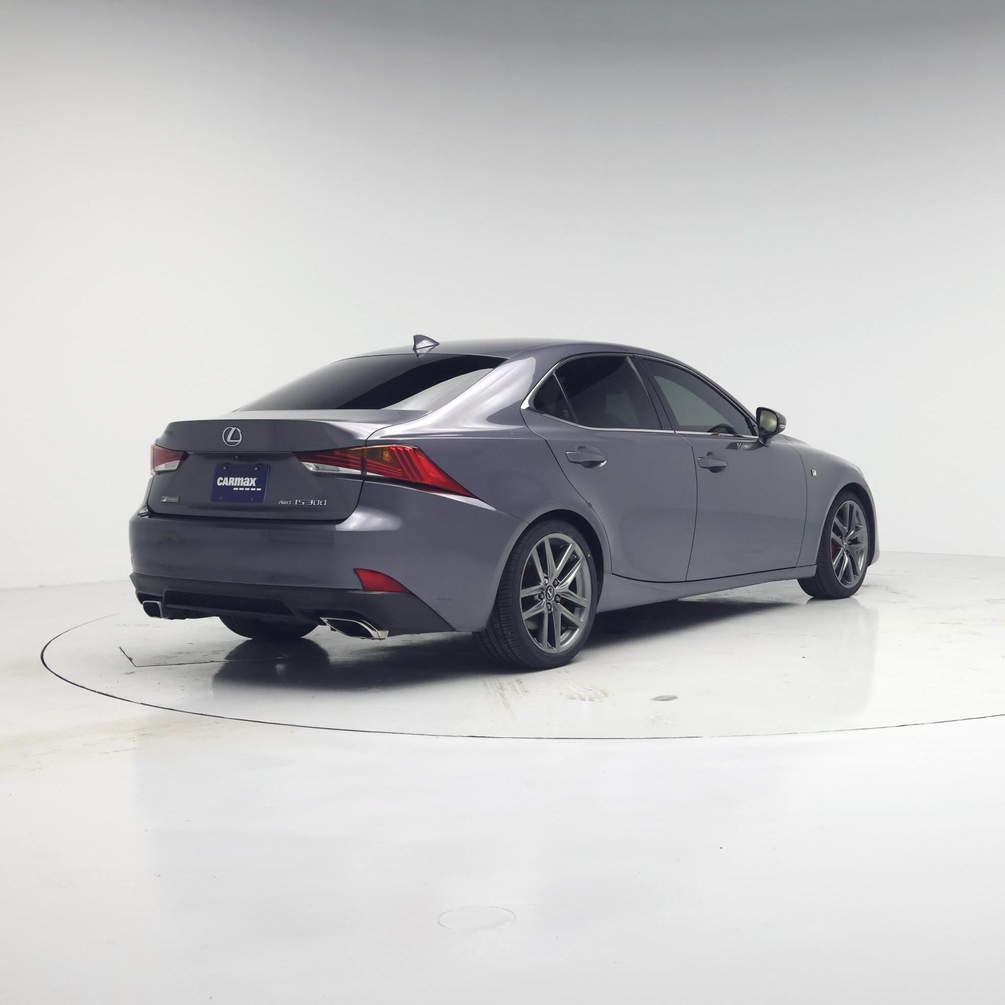 Thumbnail: 2019 Lexus IS - 8