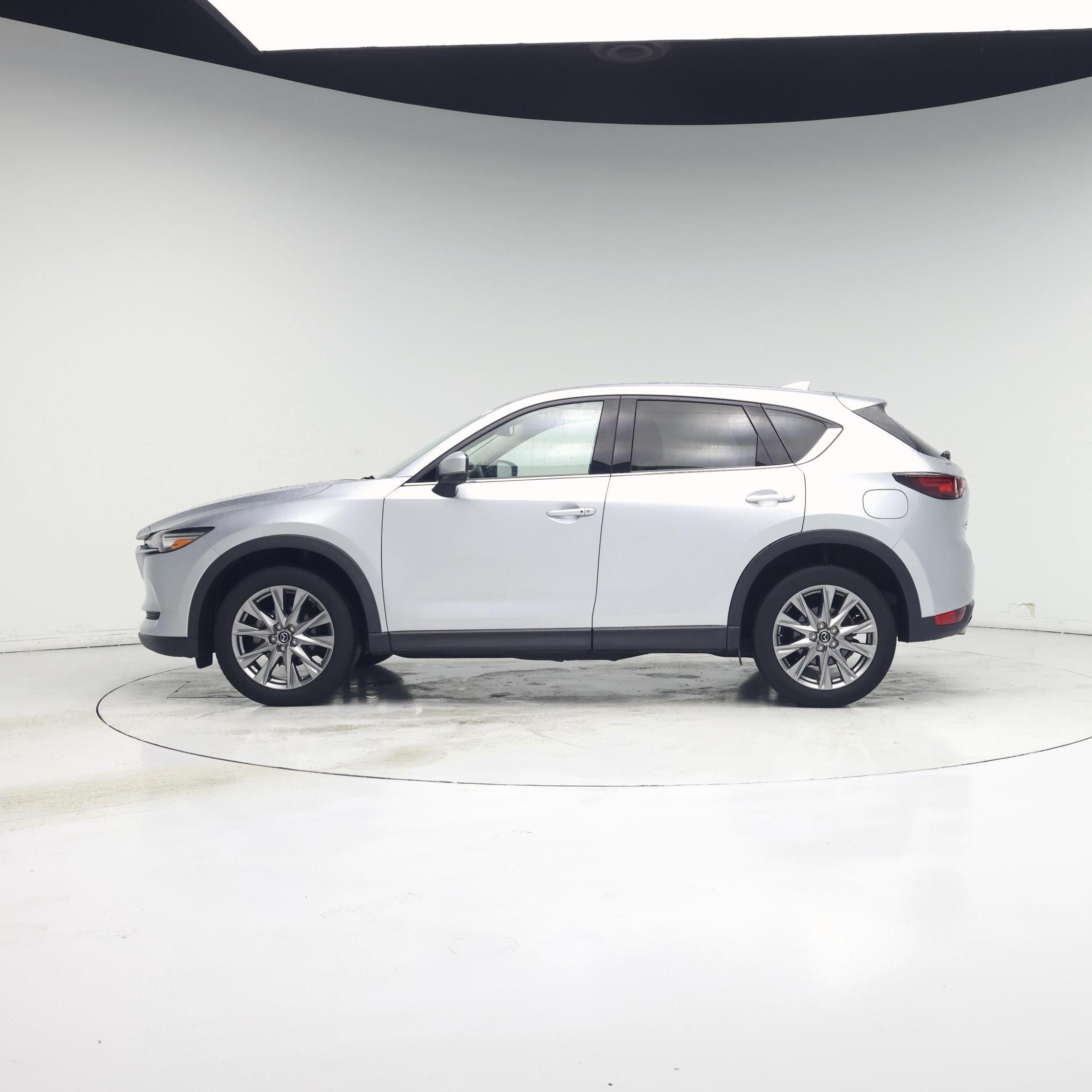 Thumbnail: 2021 Mazda CX-5 - 3