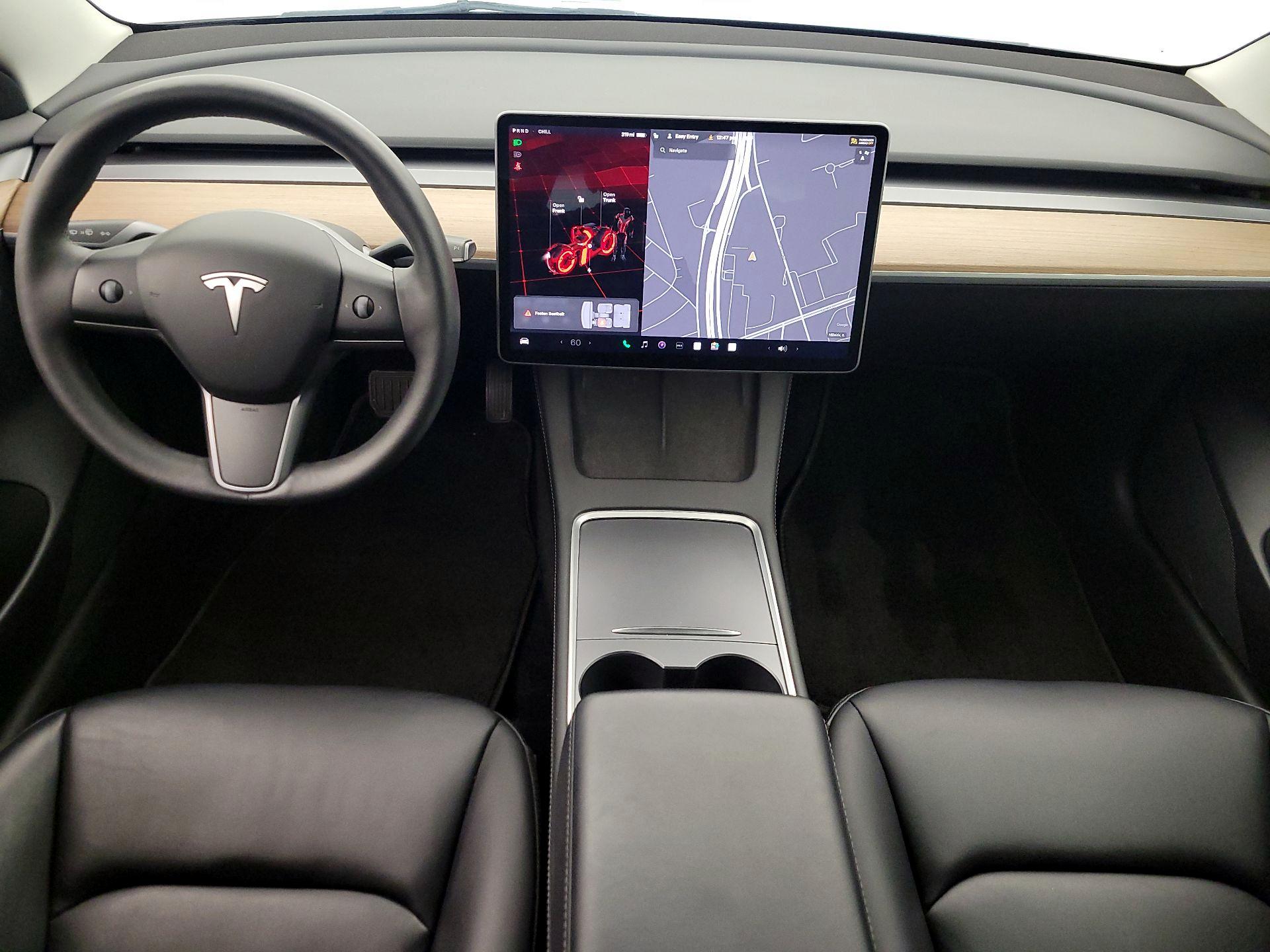 Thumbnail: 2023 Tesla Model 3 - 9