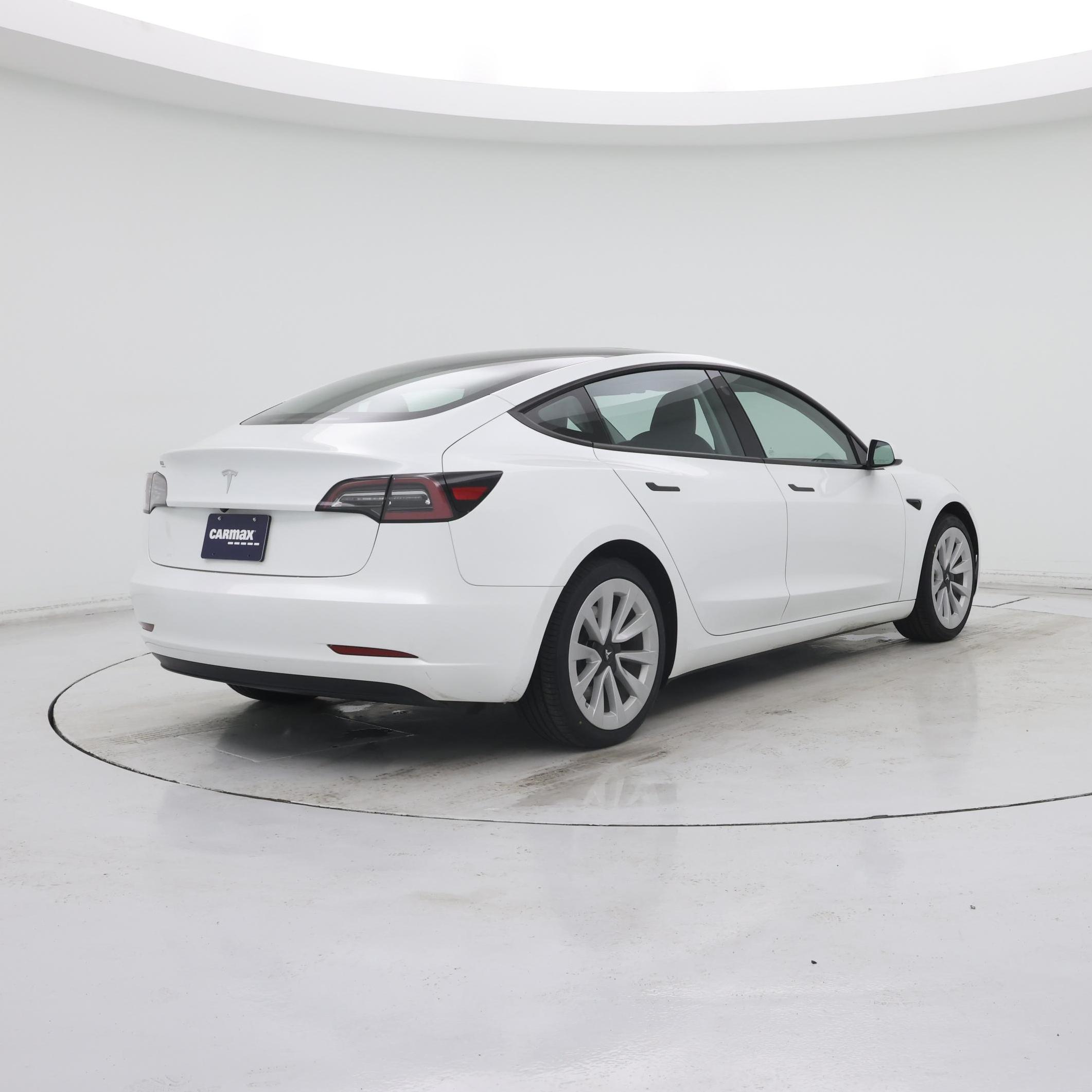 Thumbnail: 2023 Tesla Model 3 - 8