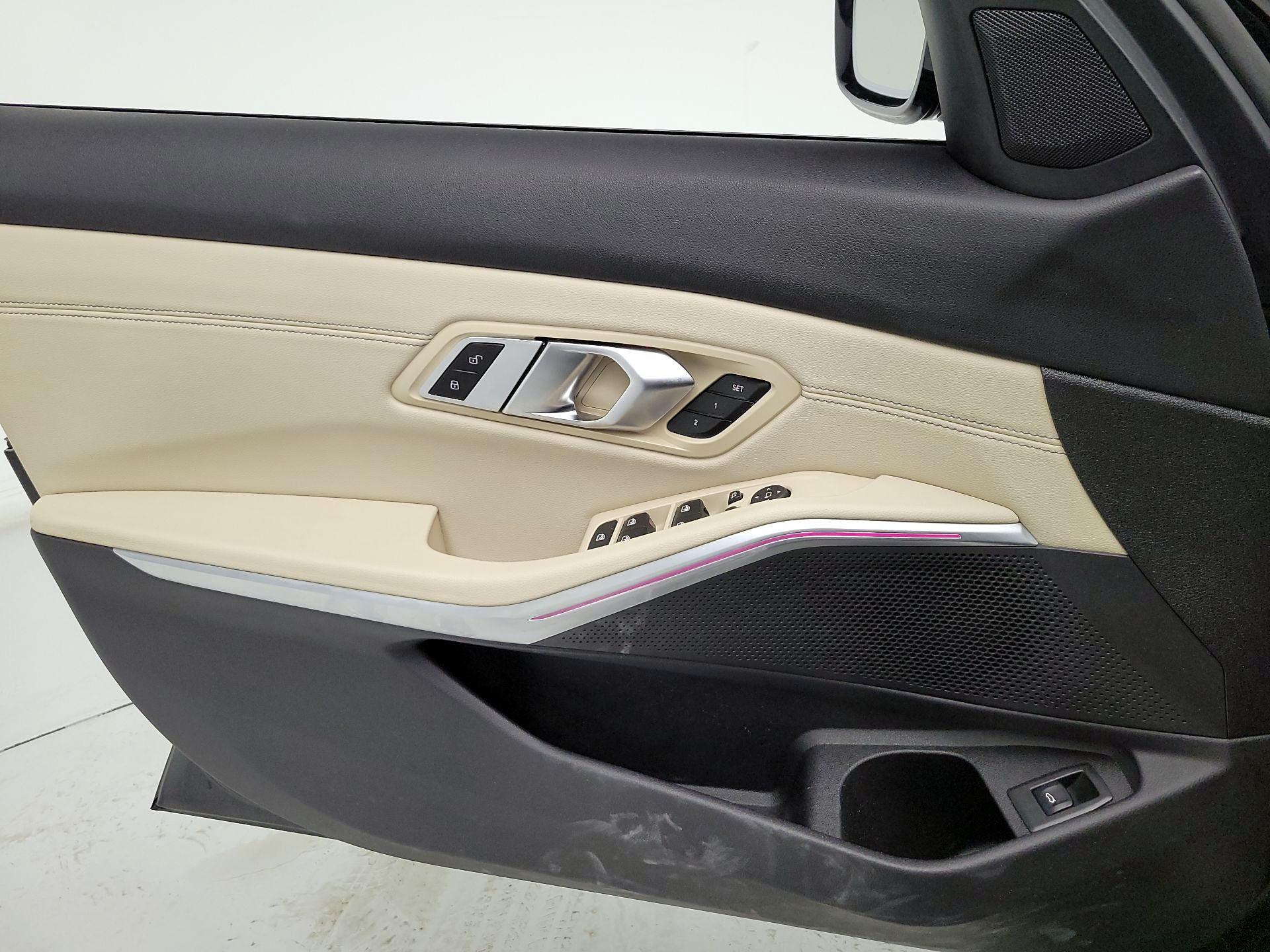 Thumbnail: 2023 BMW 3 Series - 12