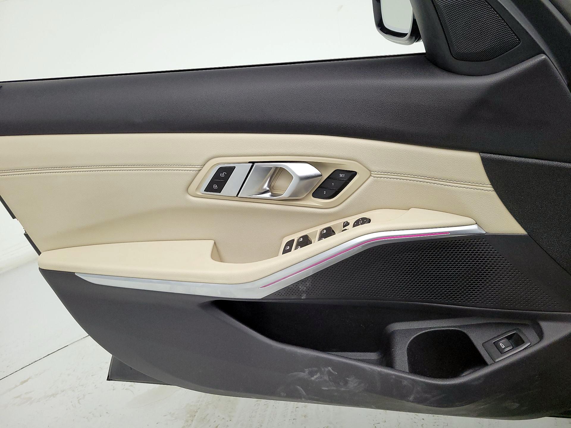 Thumbnail: 2023 BMW 3 Series - 13