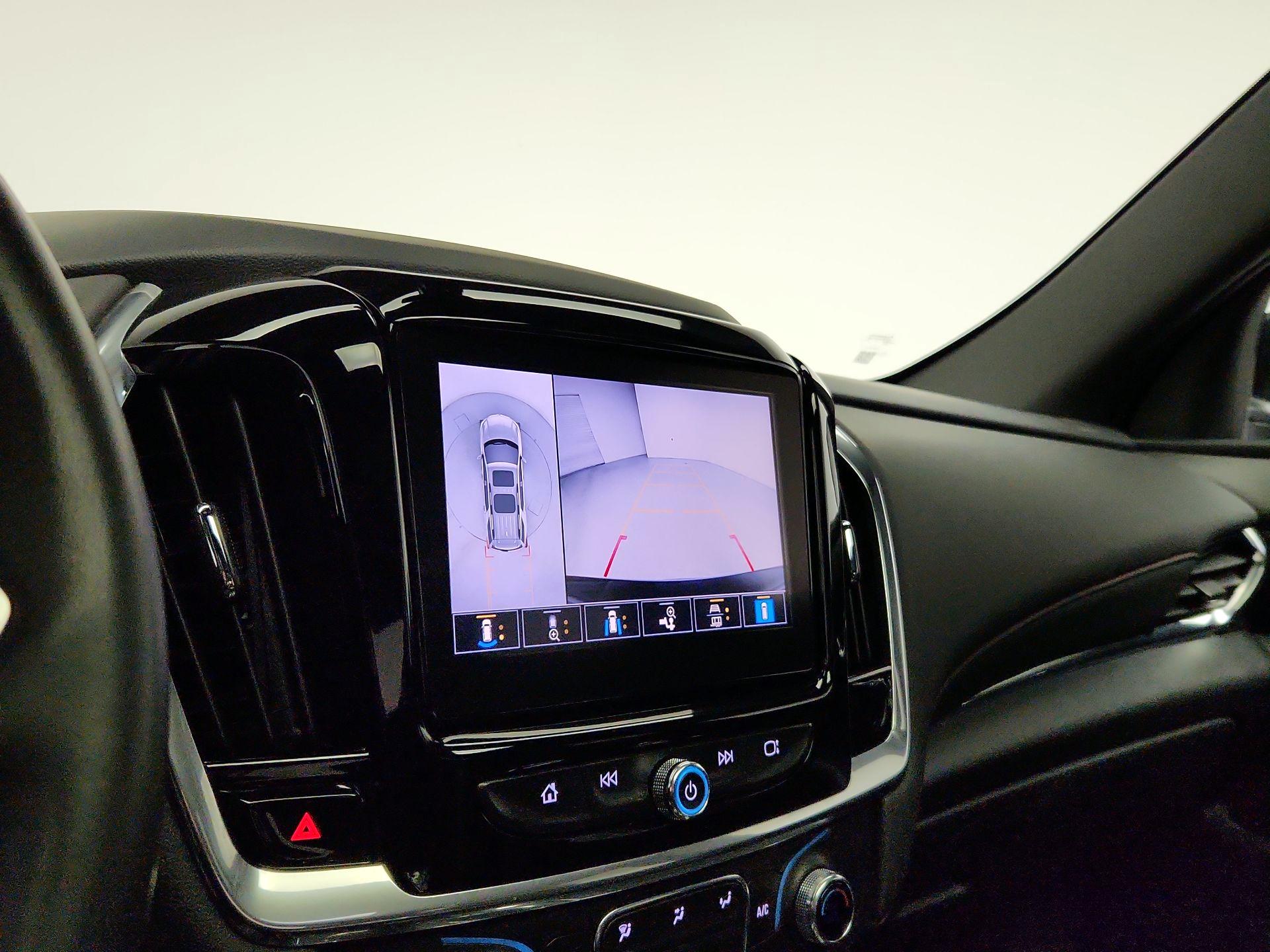 Thumbnail: 2023 Chevrolet Traverse - 15