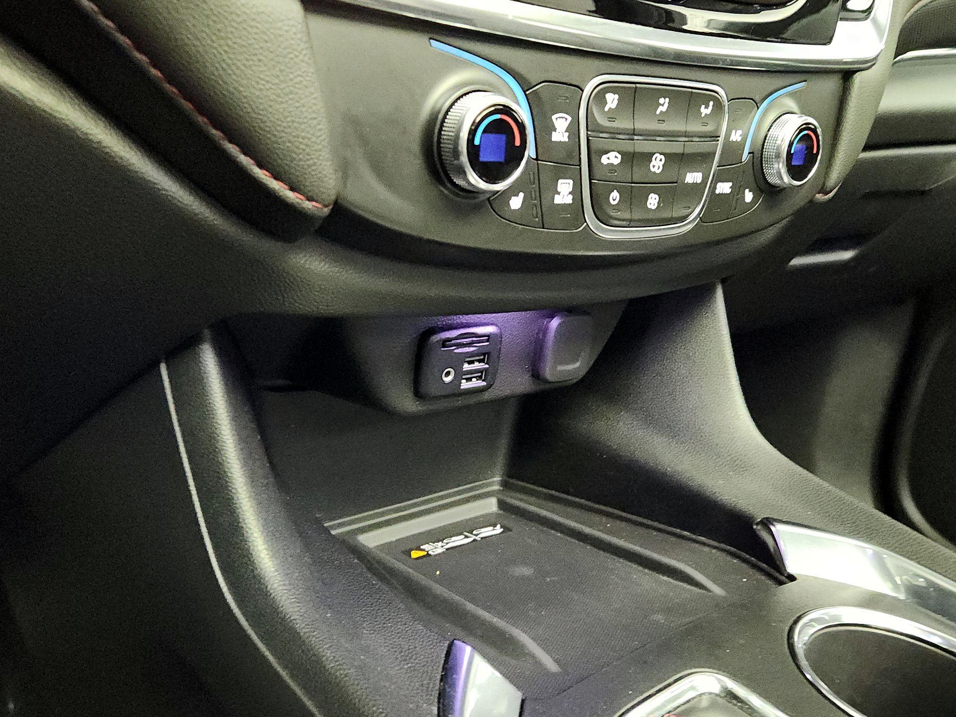 Thumbnail: 2023 Chevrolet Traverse - 19