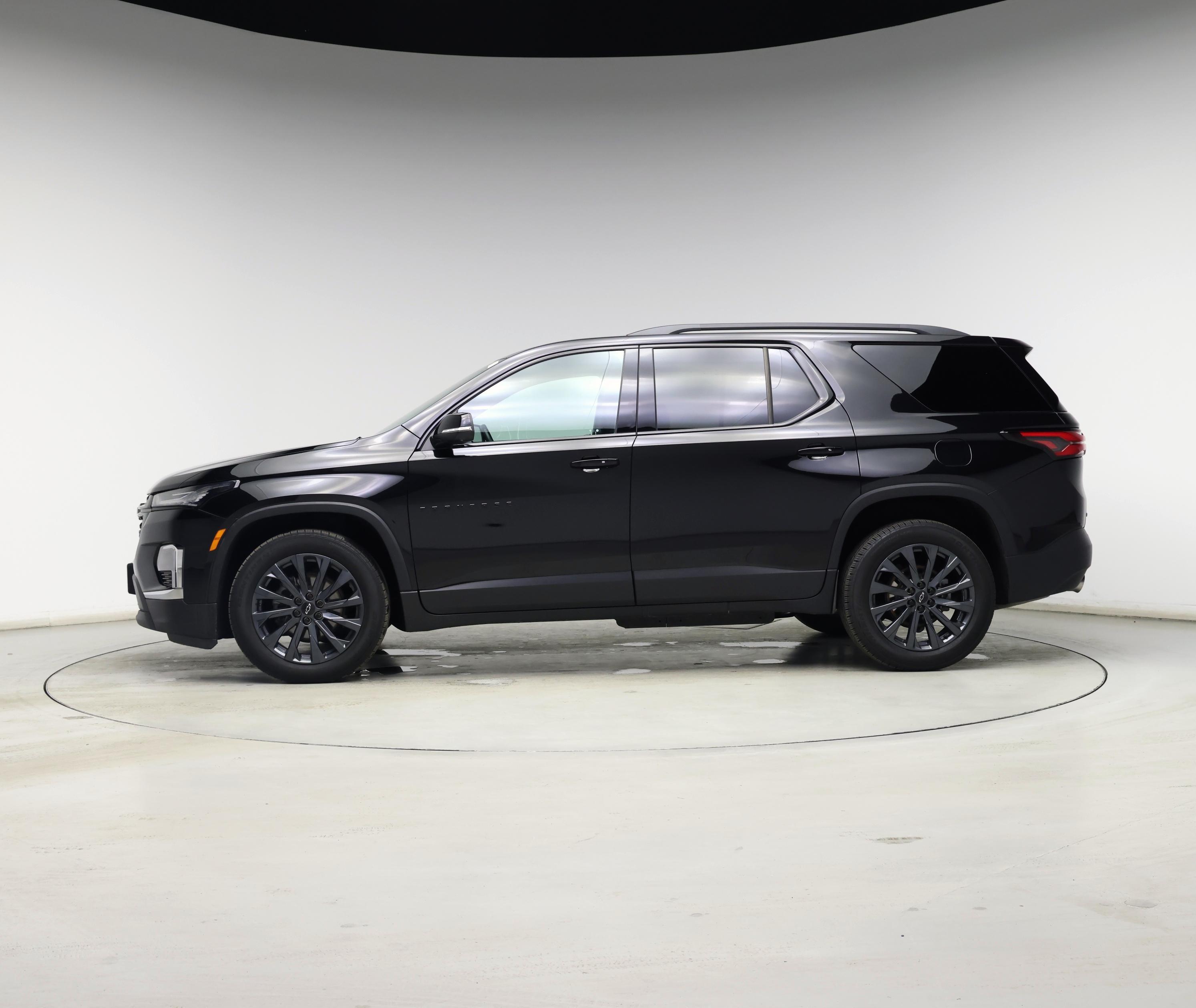 Thumbnail: 2023 Chevrolet Traverse - 3