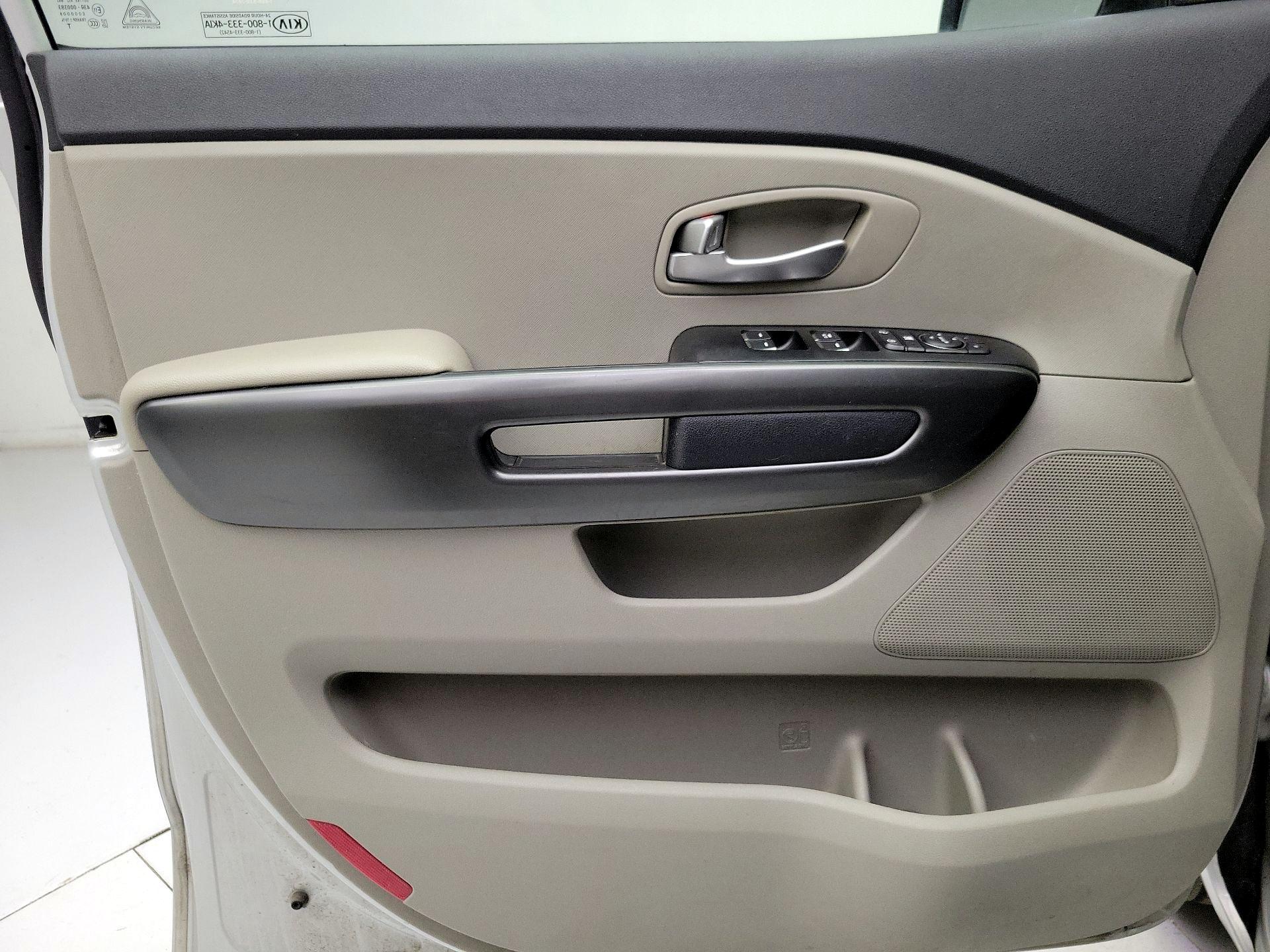Thumbnail: 2021 Kia Sedona - 12
