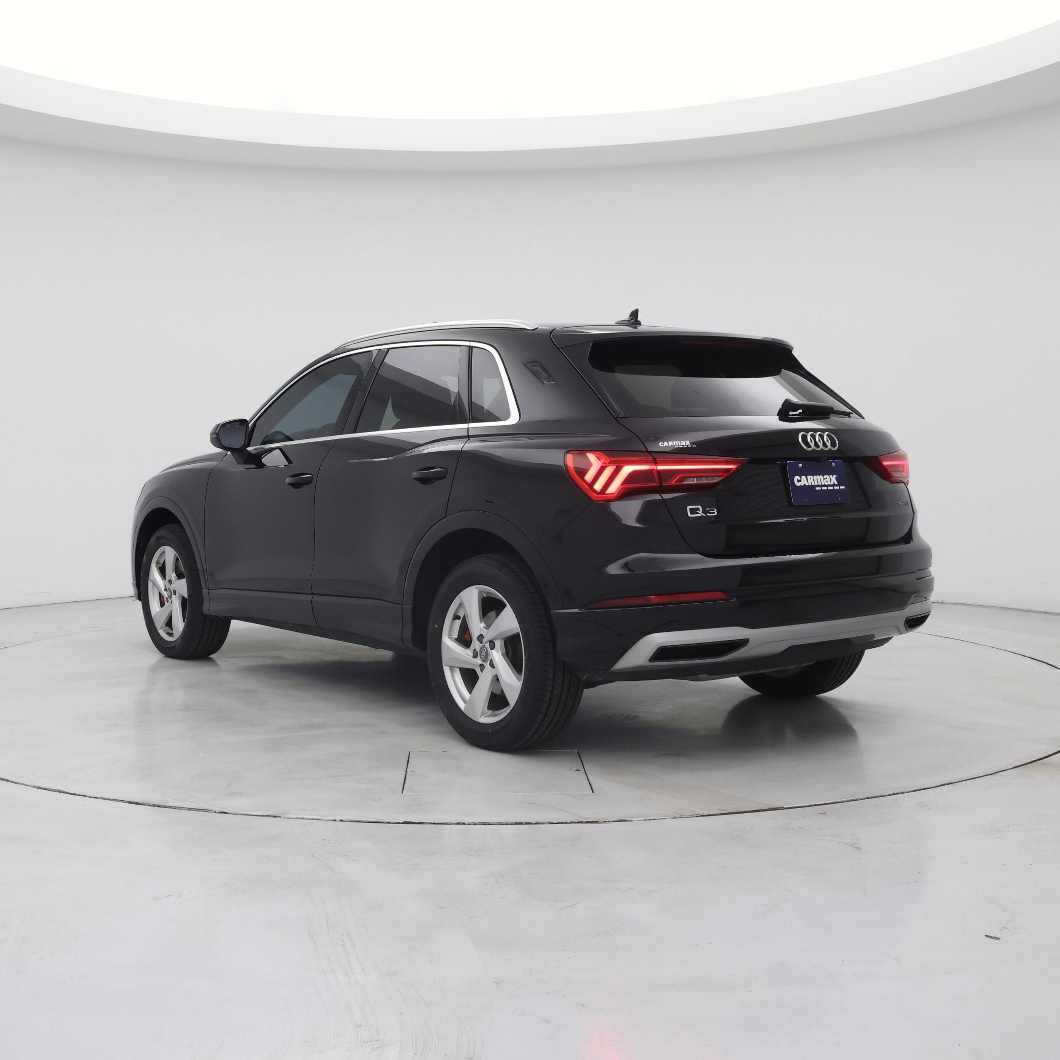 Thumbnail: 2020 Audi Q3 - 2