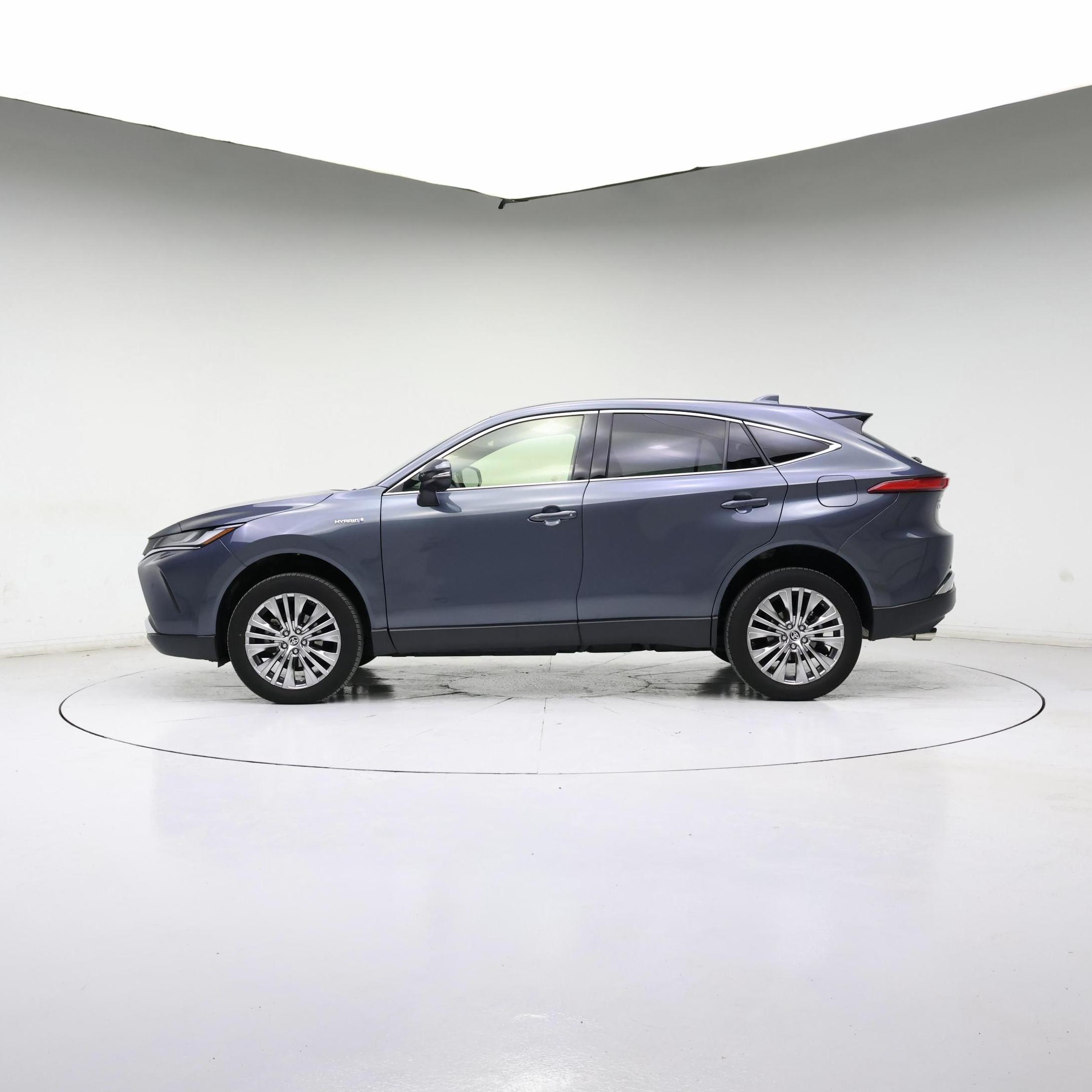 Thumbnail: 2021 Toyota Venza - 3