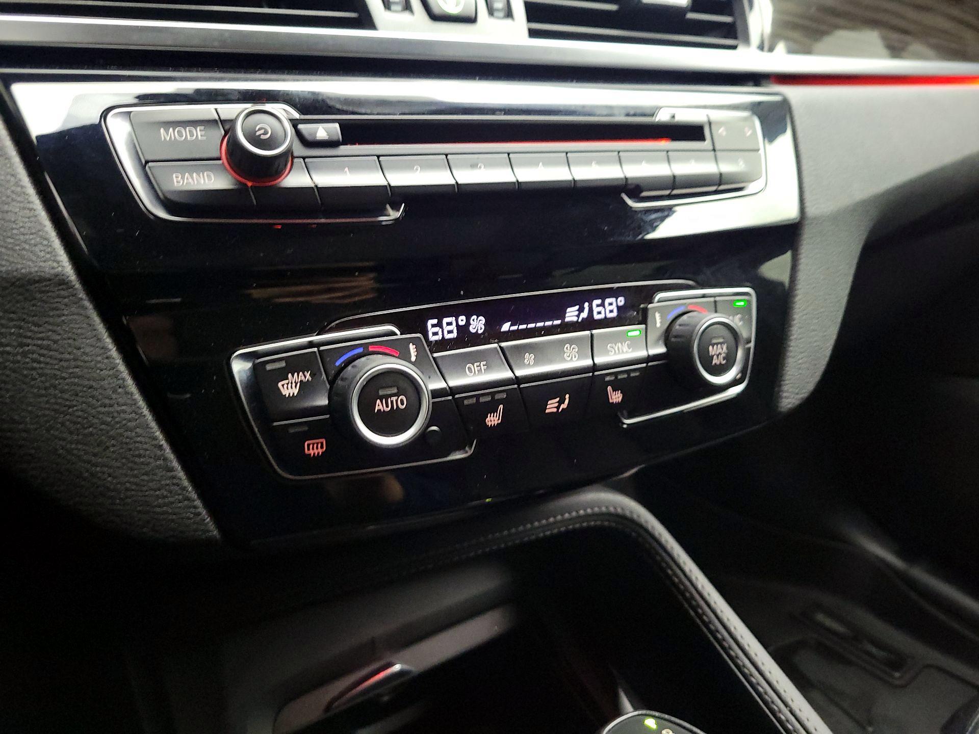 Thumbnail: 2017 BMW X1 - 14