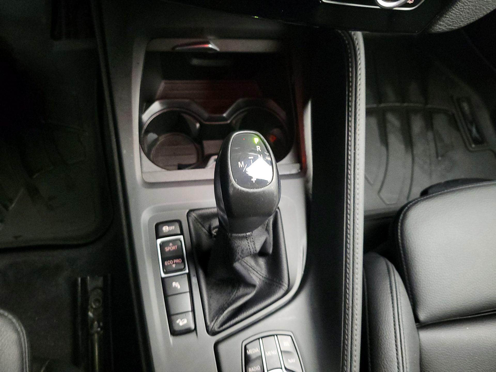 Thumbnail: 2017 BMW X1 - 15