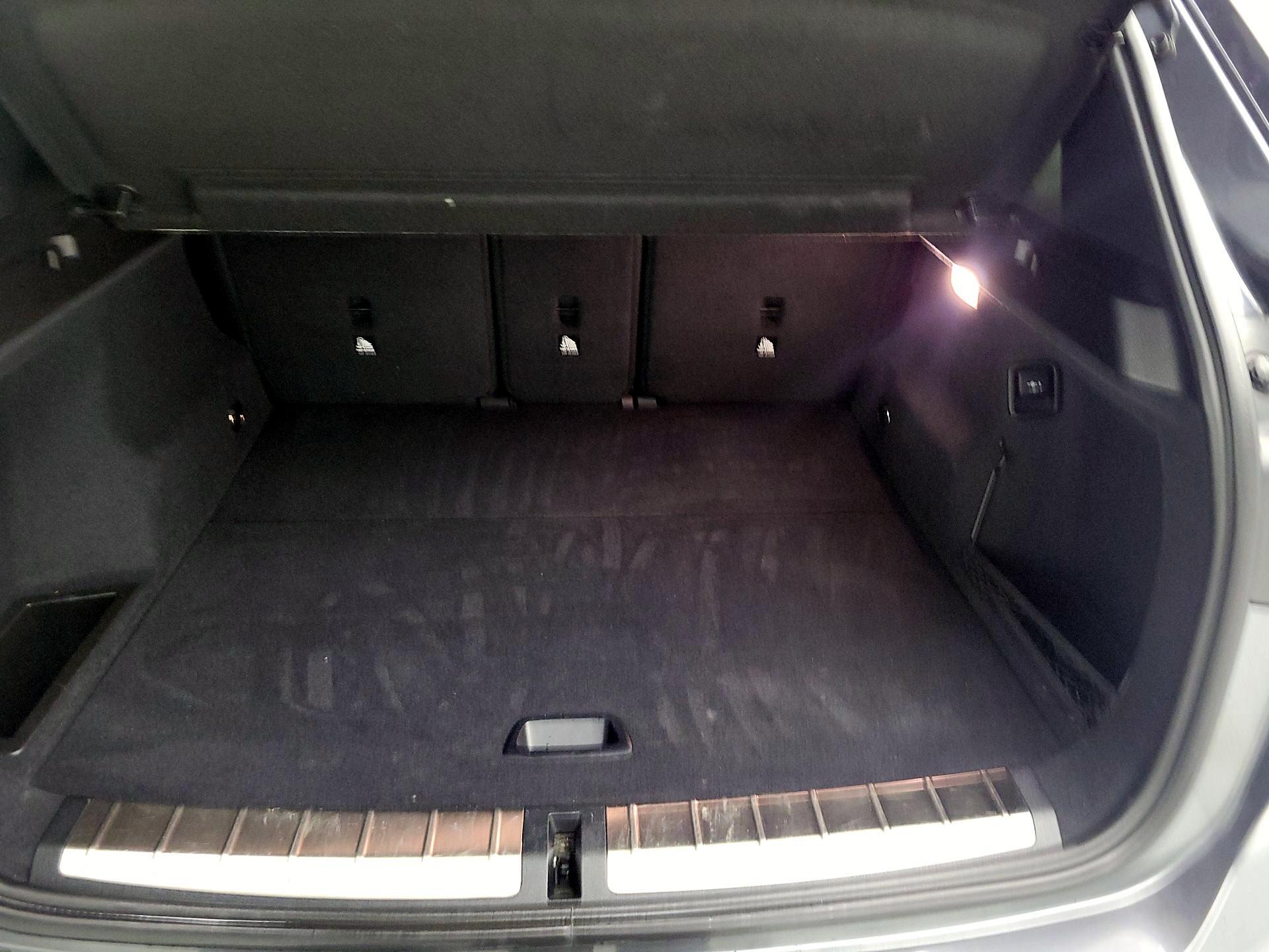 Thumbnail: 2017 BMW X1 - 16