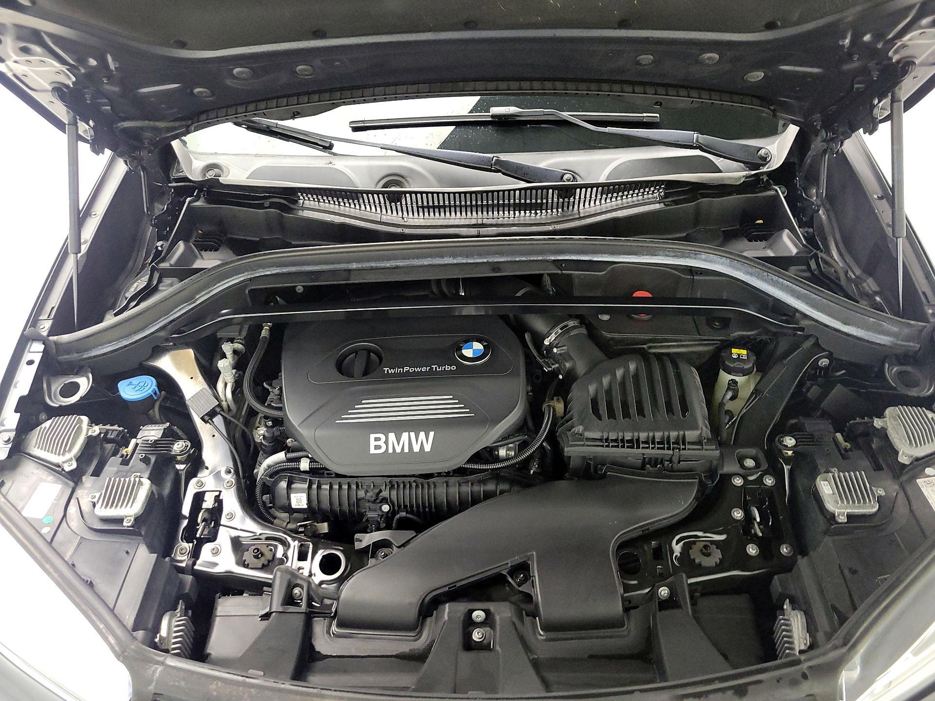 Thumbnail: 2017 BMW X1 - 17