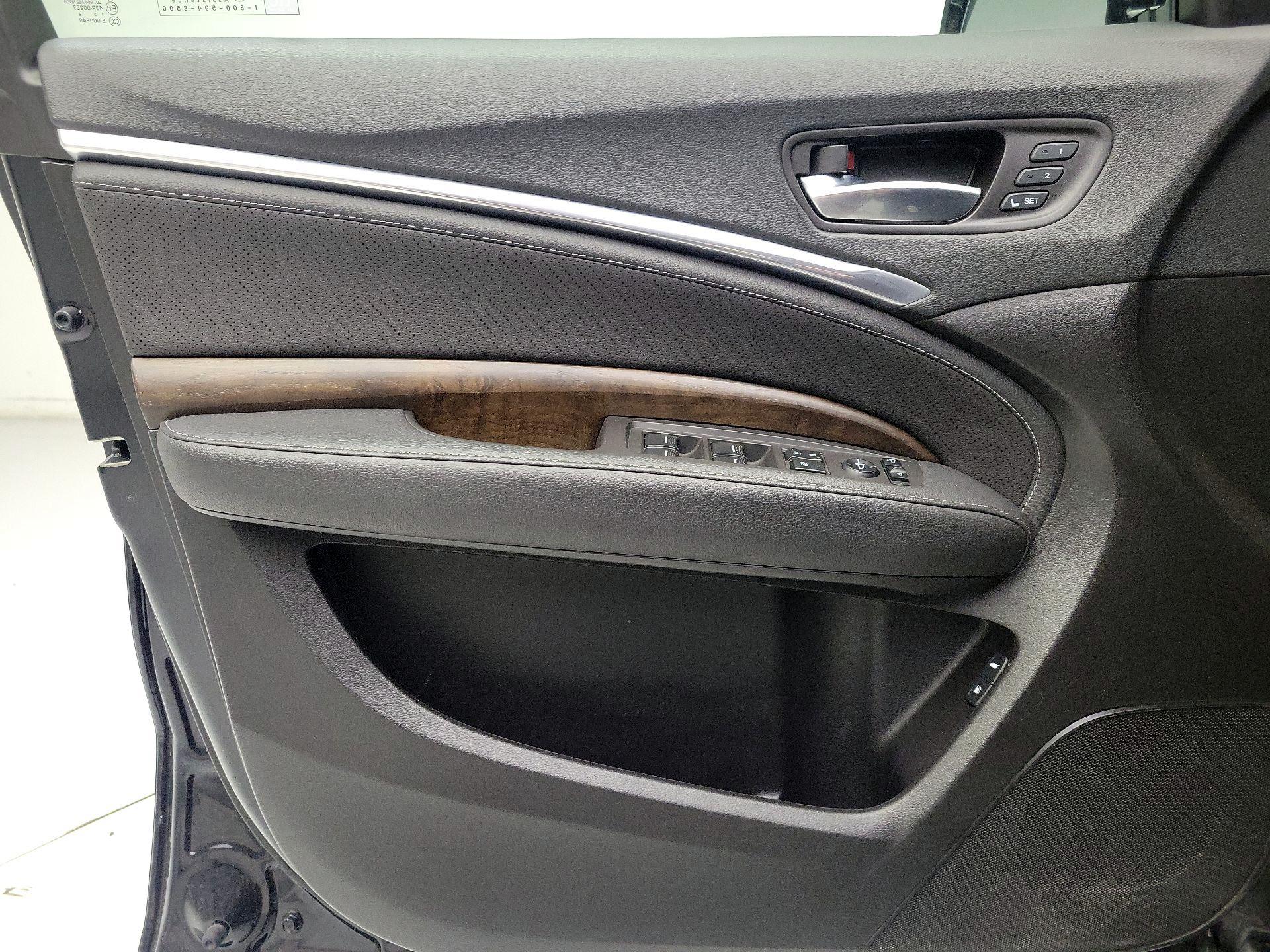 Thumbnail: 2019 Acura MDX - 12