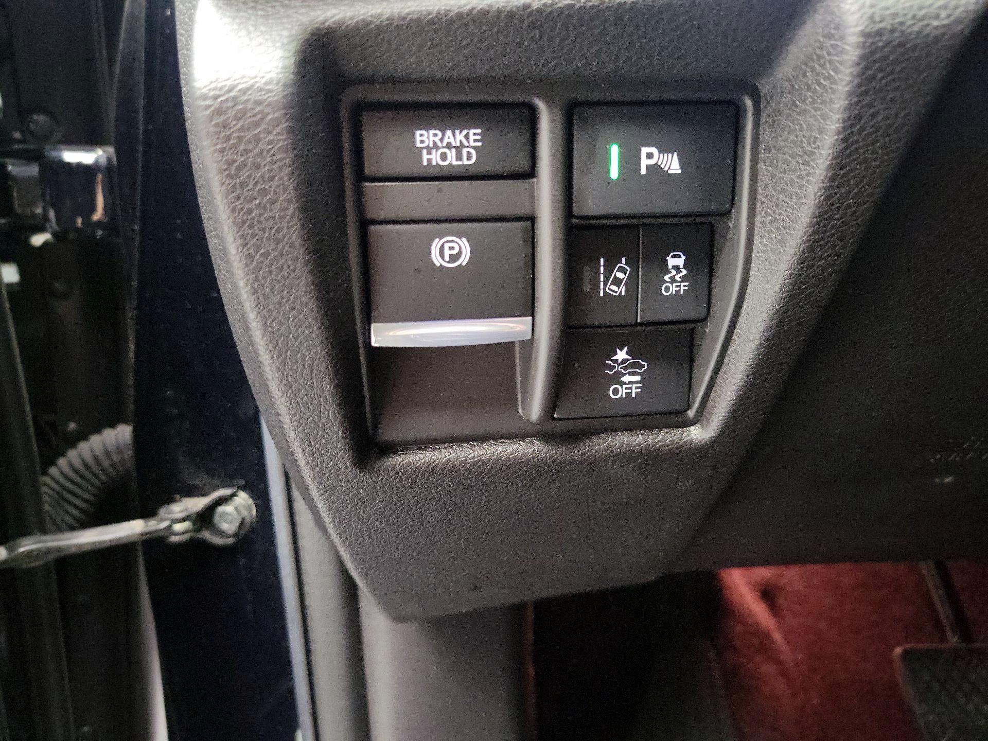 Thumbnail: 2019 Acura MDX - 13