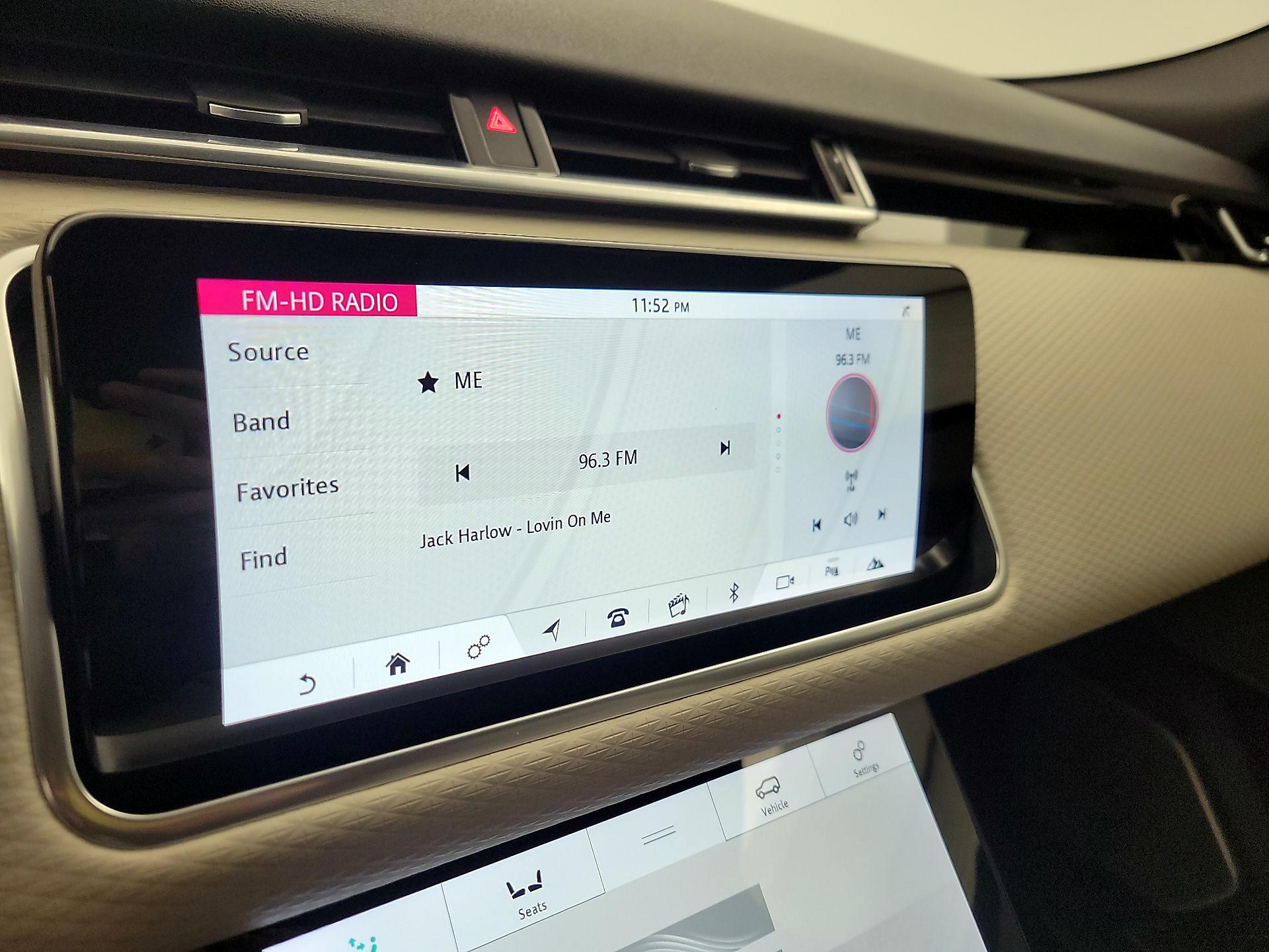 Thumbnail: 2020 Land Rover Range Rover Velar - 15