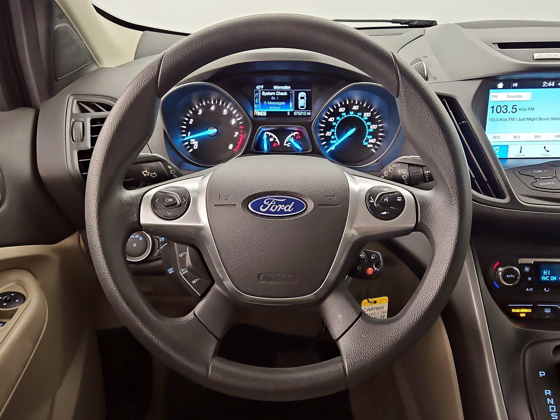 Thumbnail: 2016 Ford Escape - 10