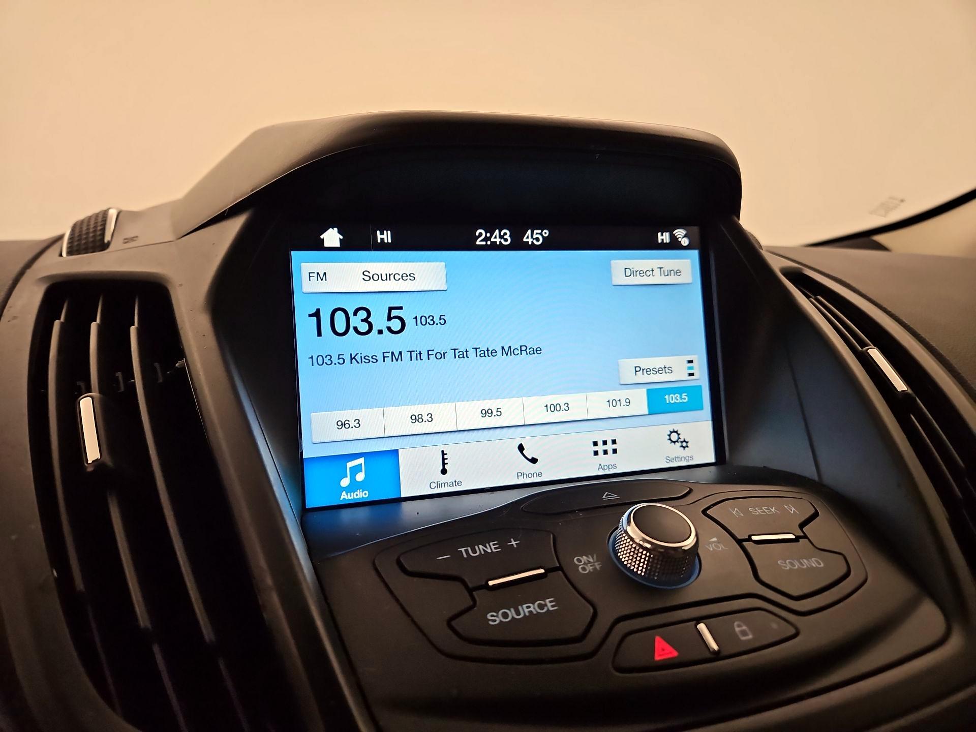 Thumbnail: 2016 Ford Escape - 15