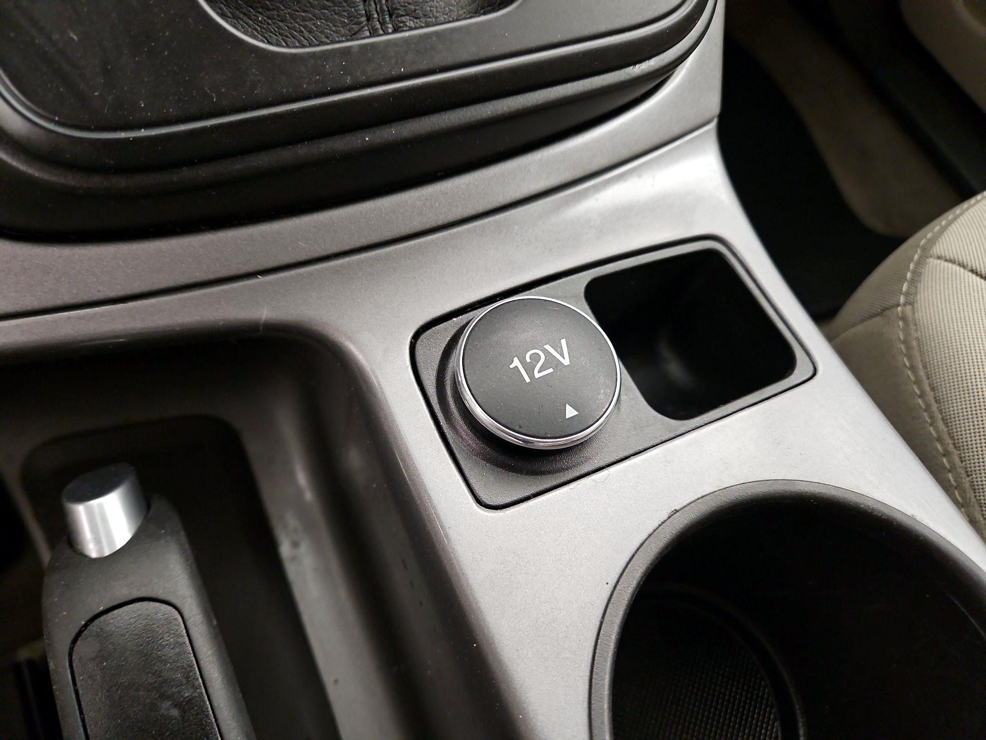 Thumbnail: 2016 Ford Escape - 18