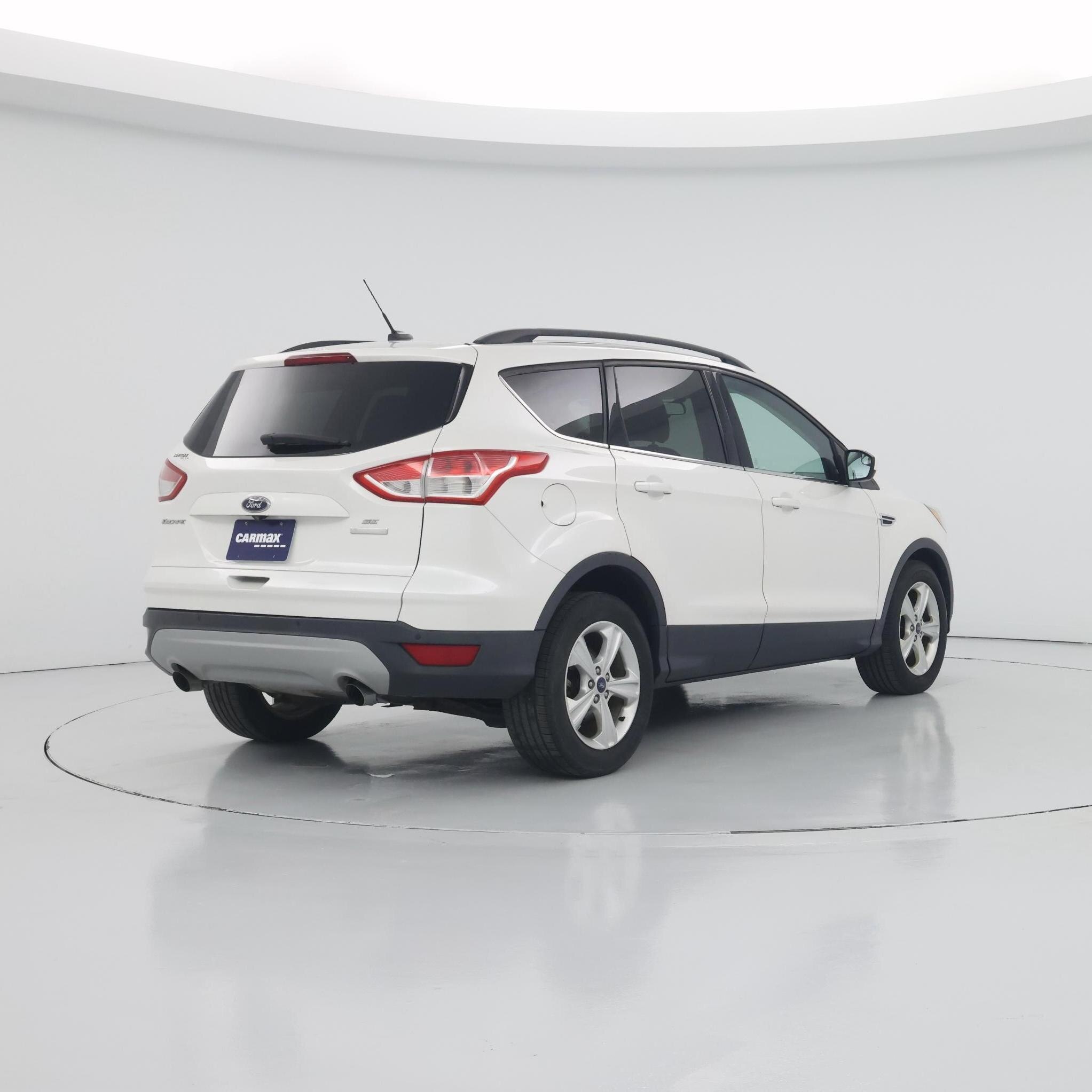 Thumbnail: 2016 Ford Escape - 8