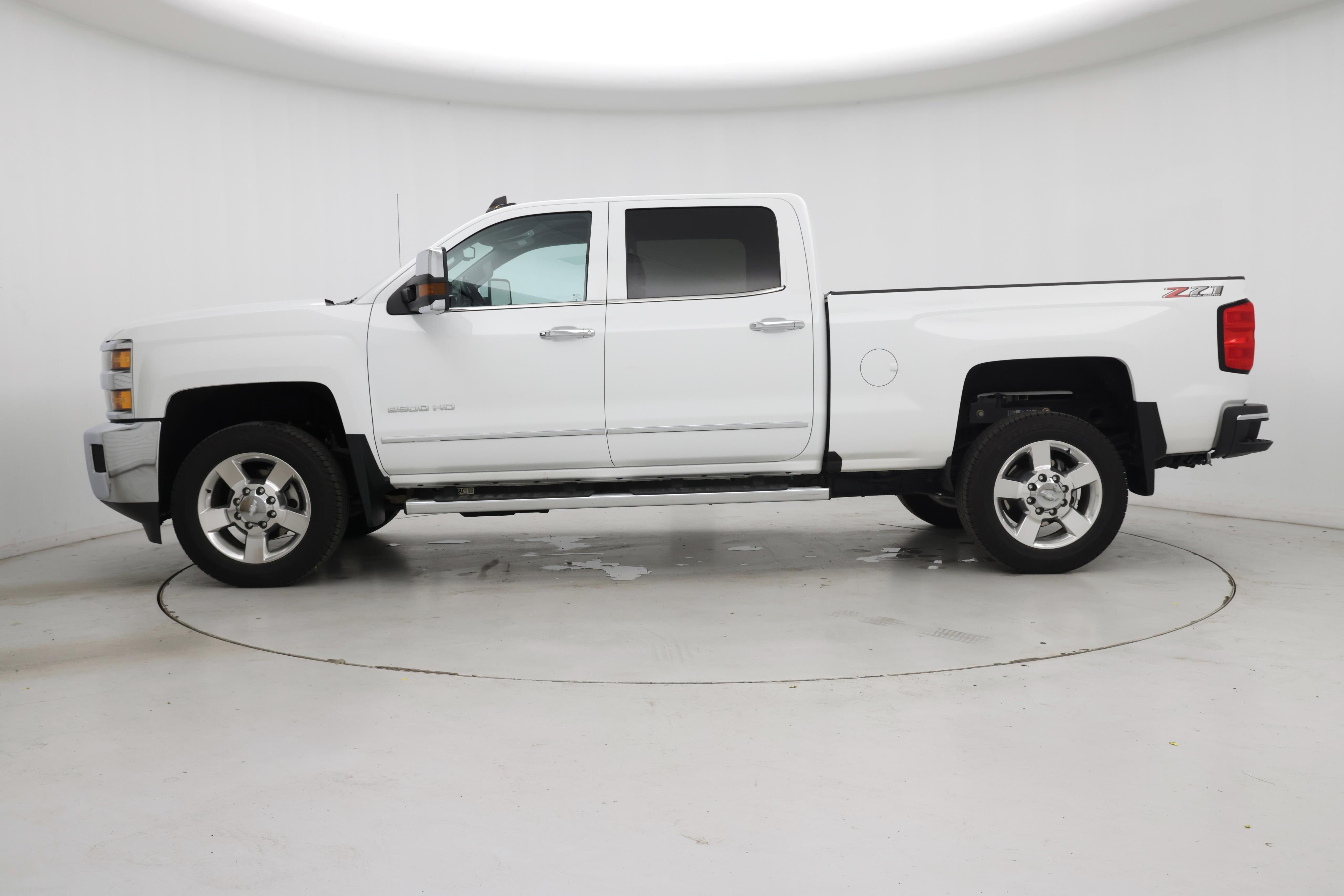 Thumbnail: 2019 Chevrolet Silverado 2500 - 3