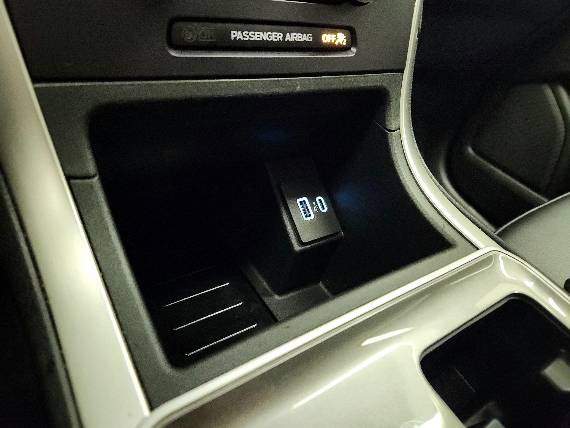 Thumbnail: 2024 Ford Edge - 18