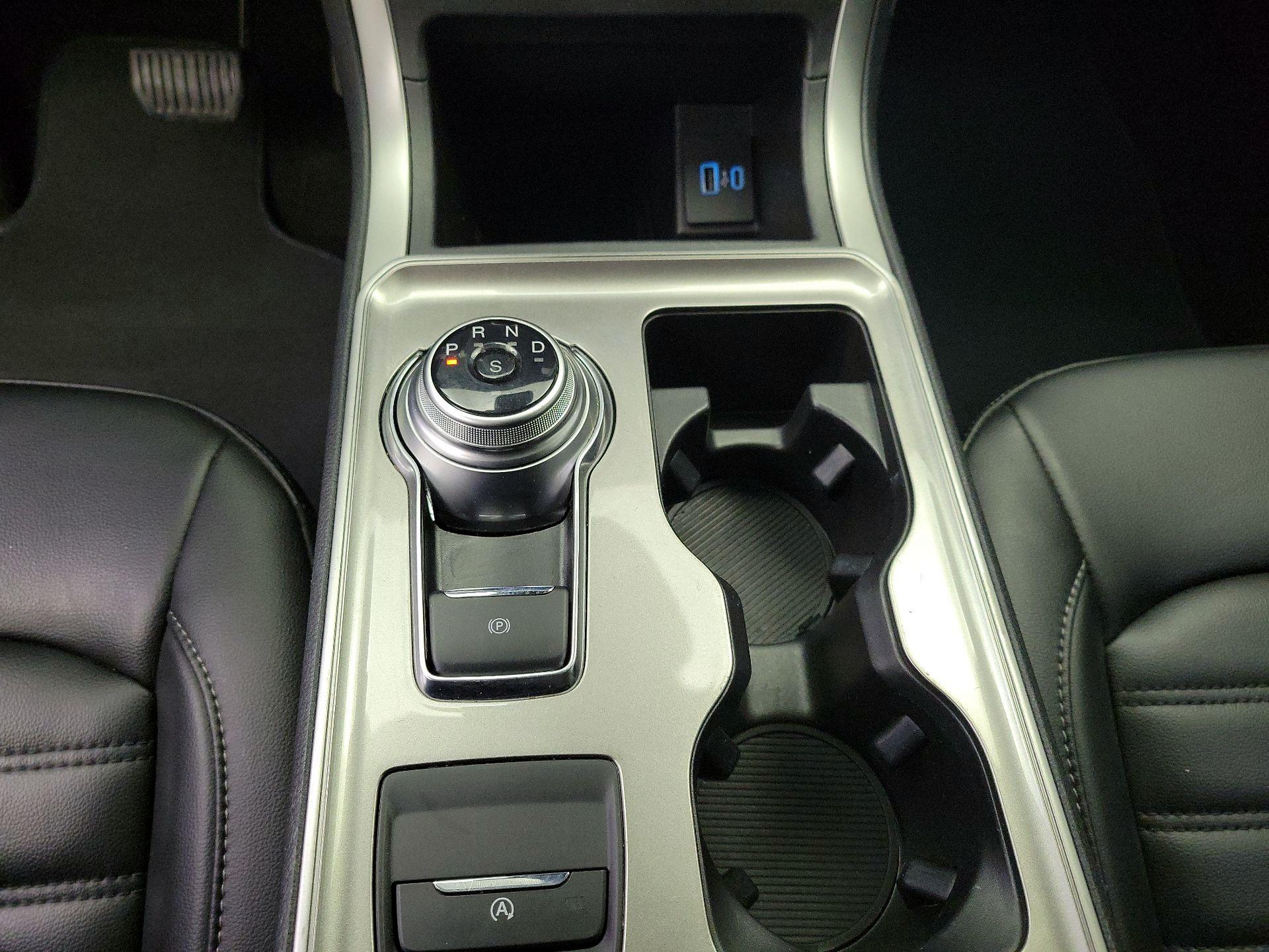 Thumbnail: 2023 Ford Edge - 18