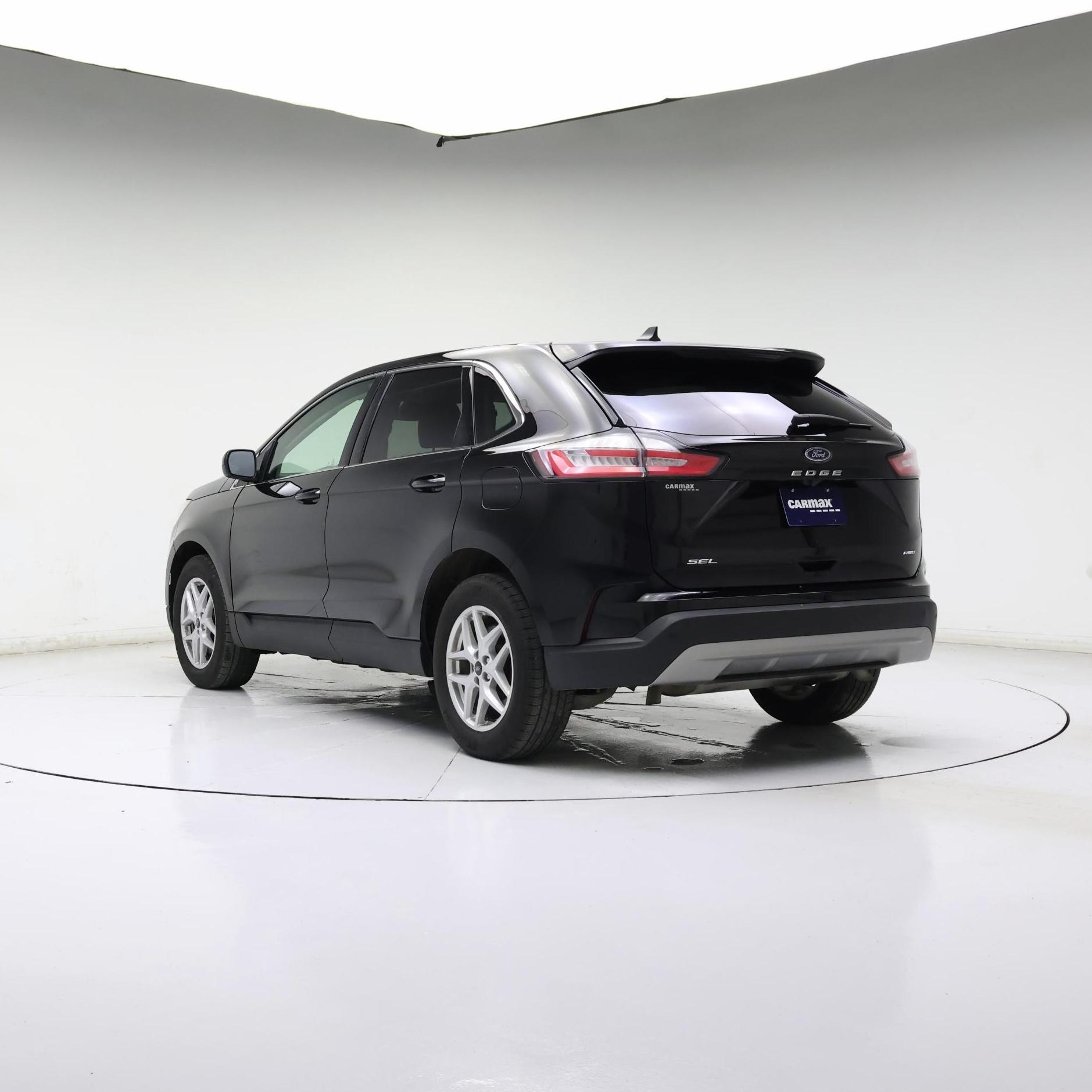 Thumbnail: 2023 Ford Edge - 2