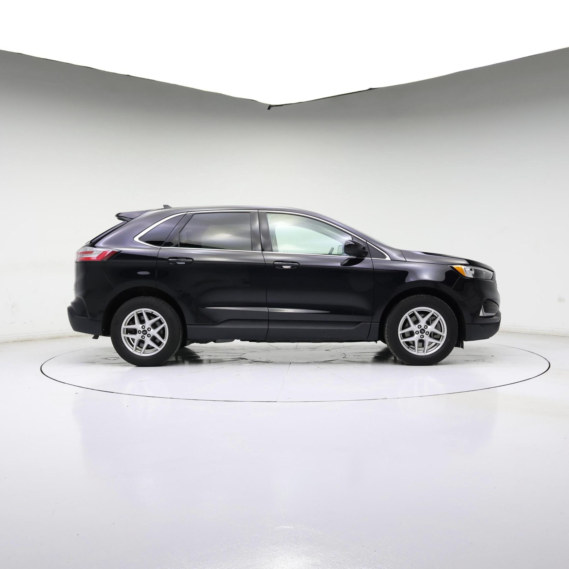 Thumbnail: 2023 Ford Edge - 7