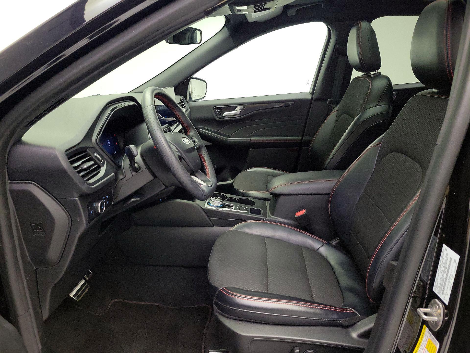 Thumbnail: 2023 Ford Escape - 11