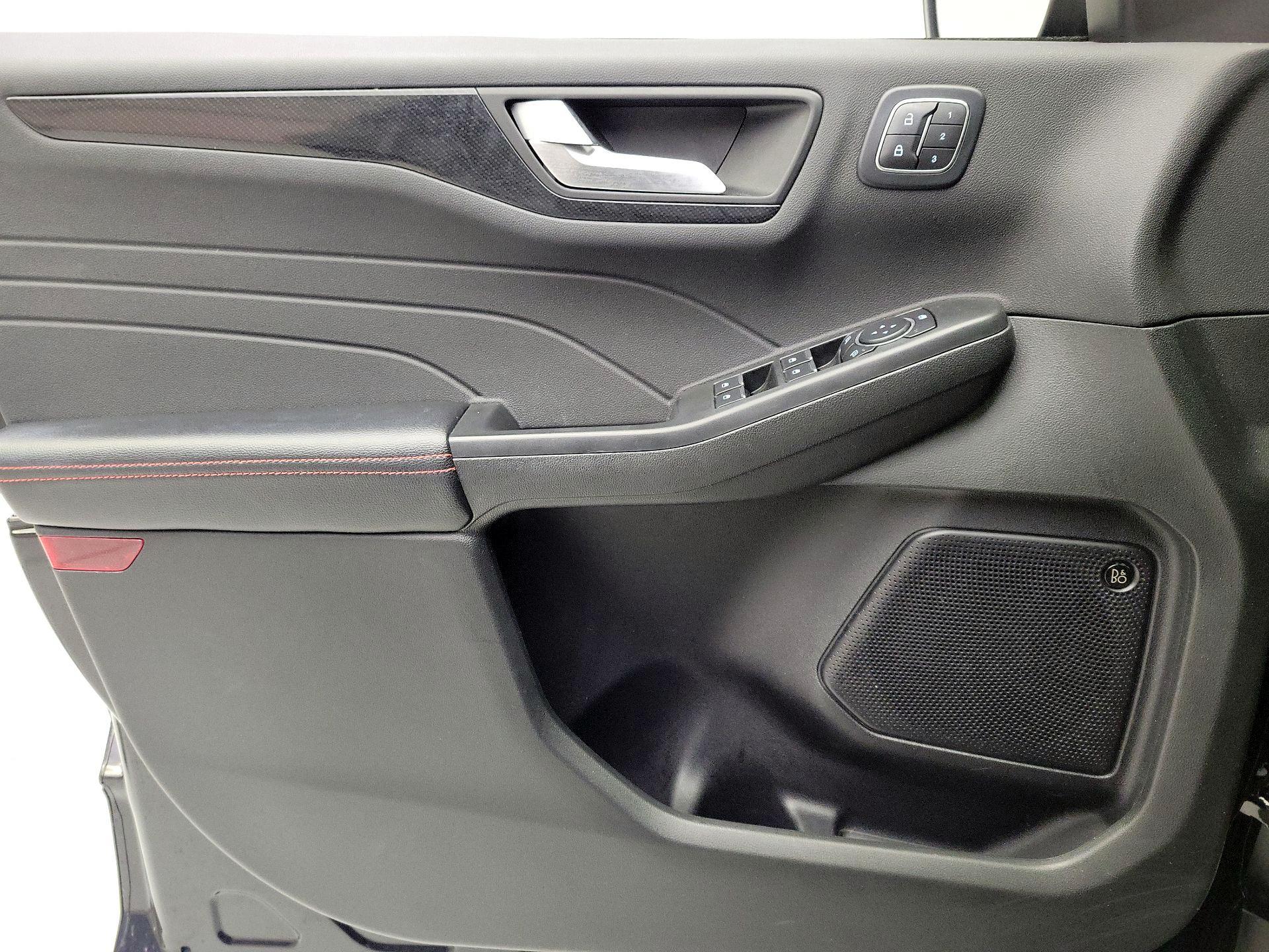 Thumbnail: 2023 Ford Escape - 12