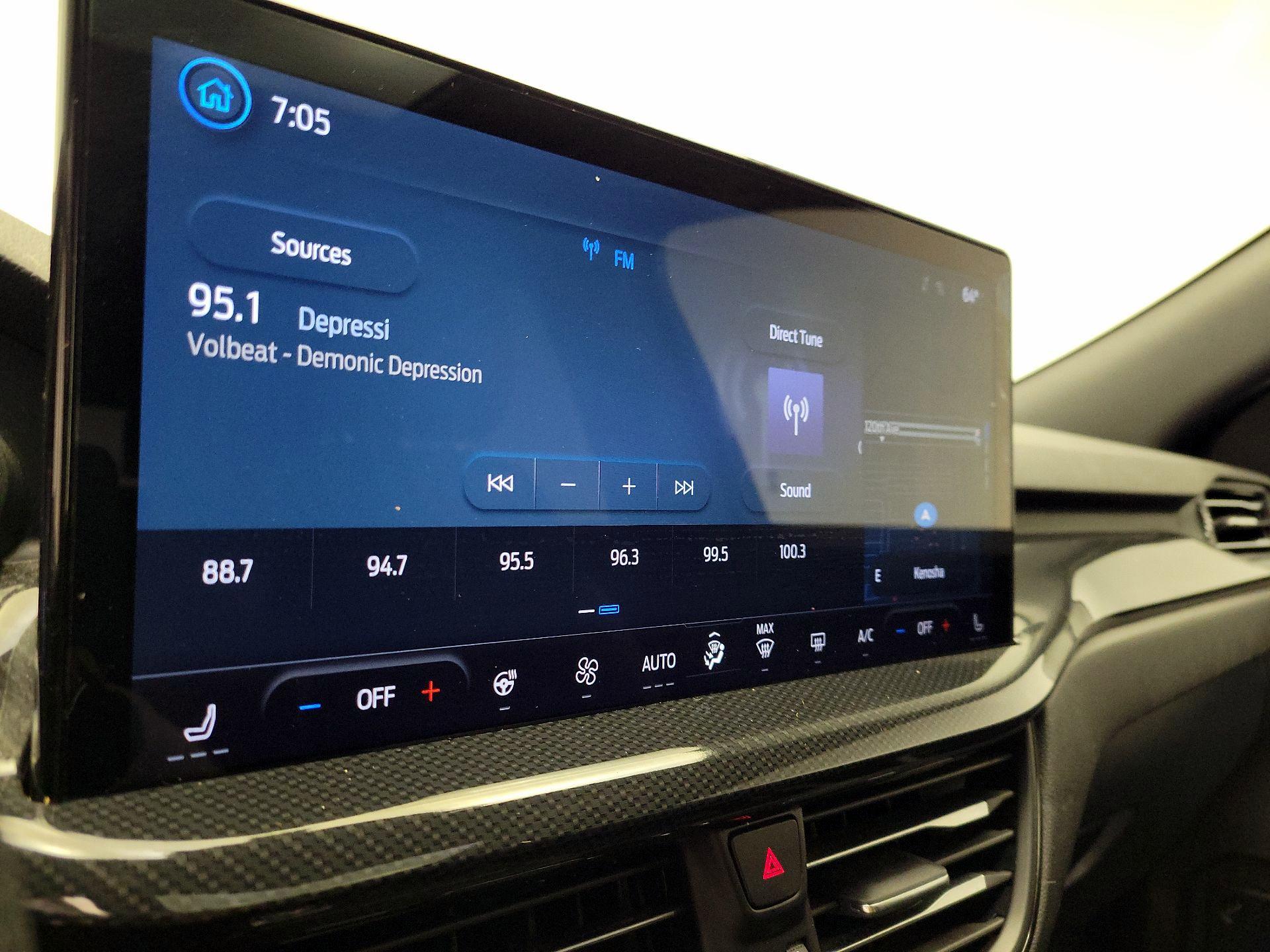 Thumbnail: 2023 Ford Escape - 16