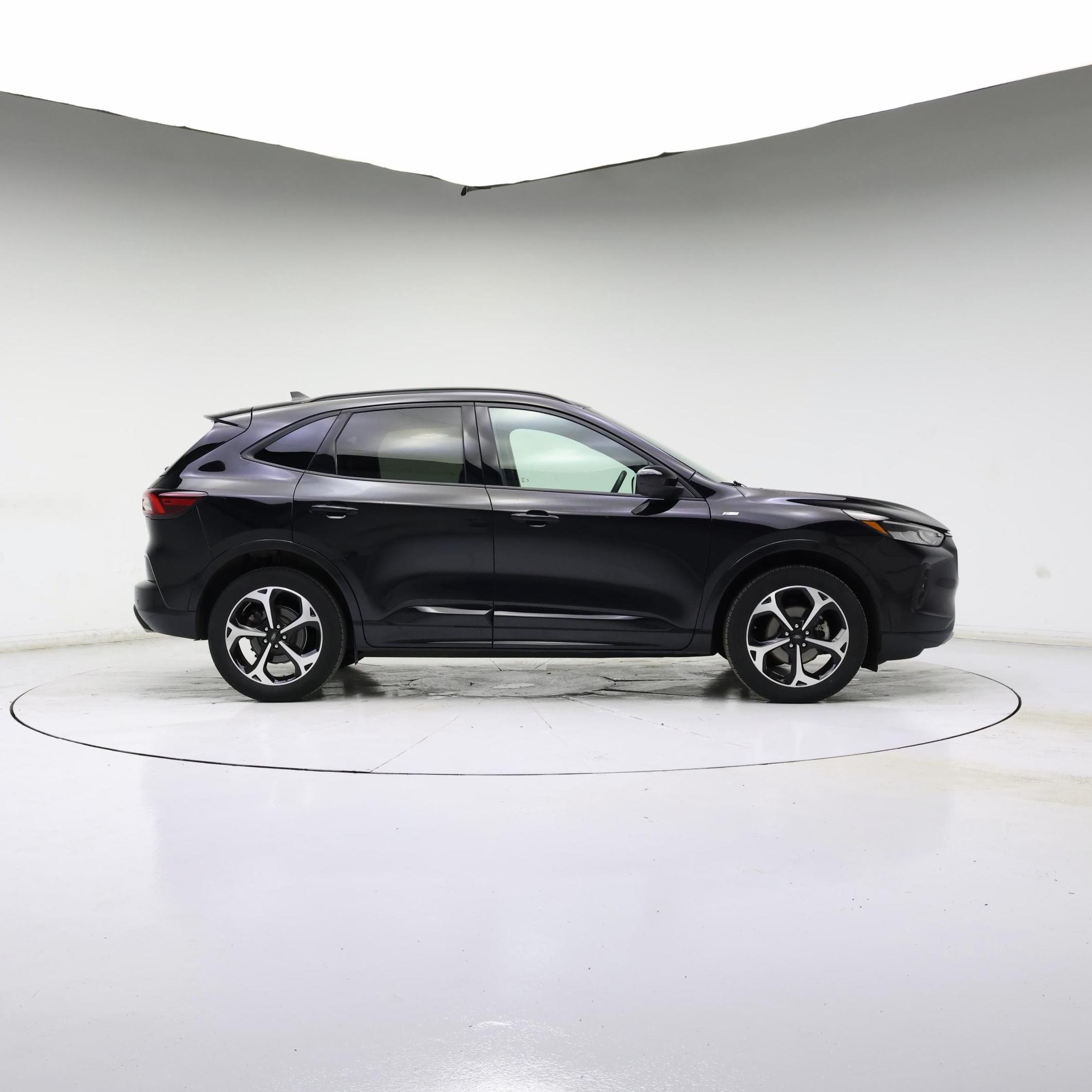 Thumbnail: 2023 Ford Escape - 7