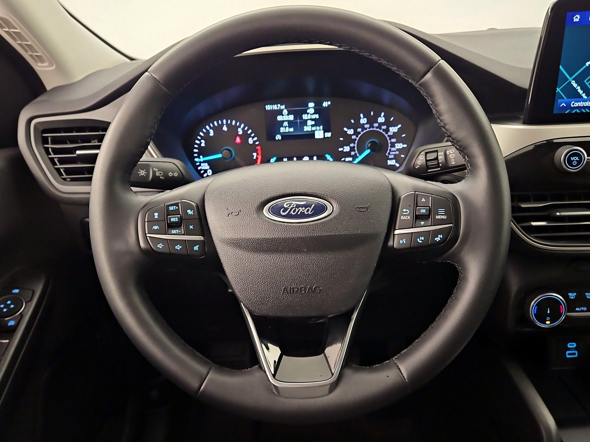 Thumbnail: 2022 Ford Escape - 10