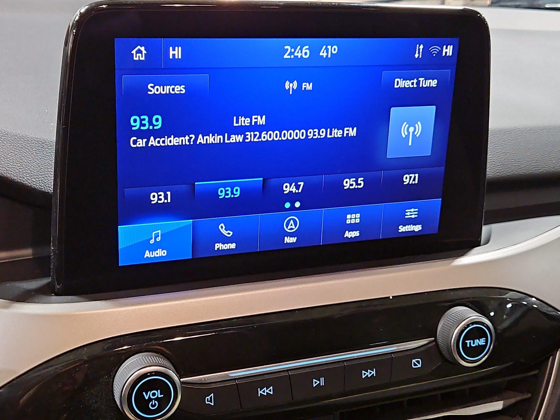 Thumbnail: 2022 Ford Escape - 16