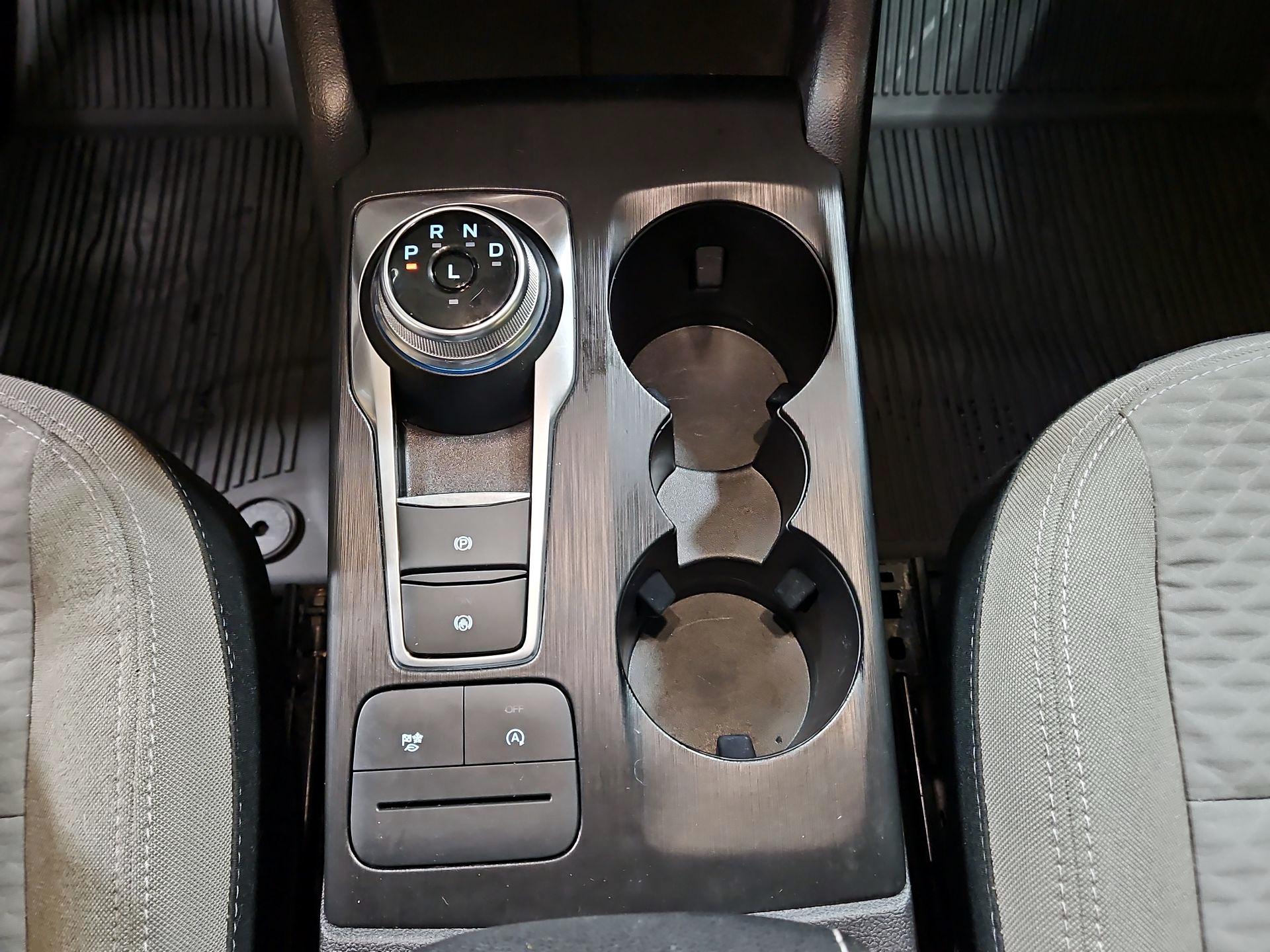 Thumbnail: 2022 Ford Escape - 18