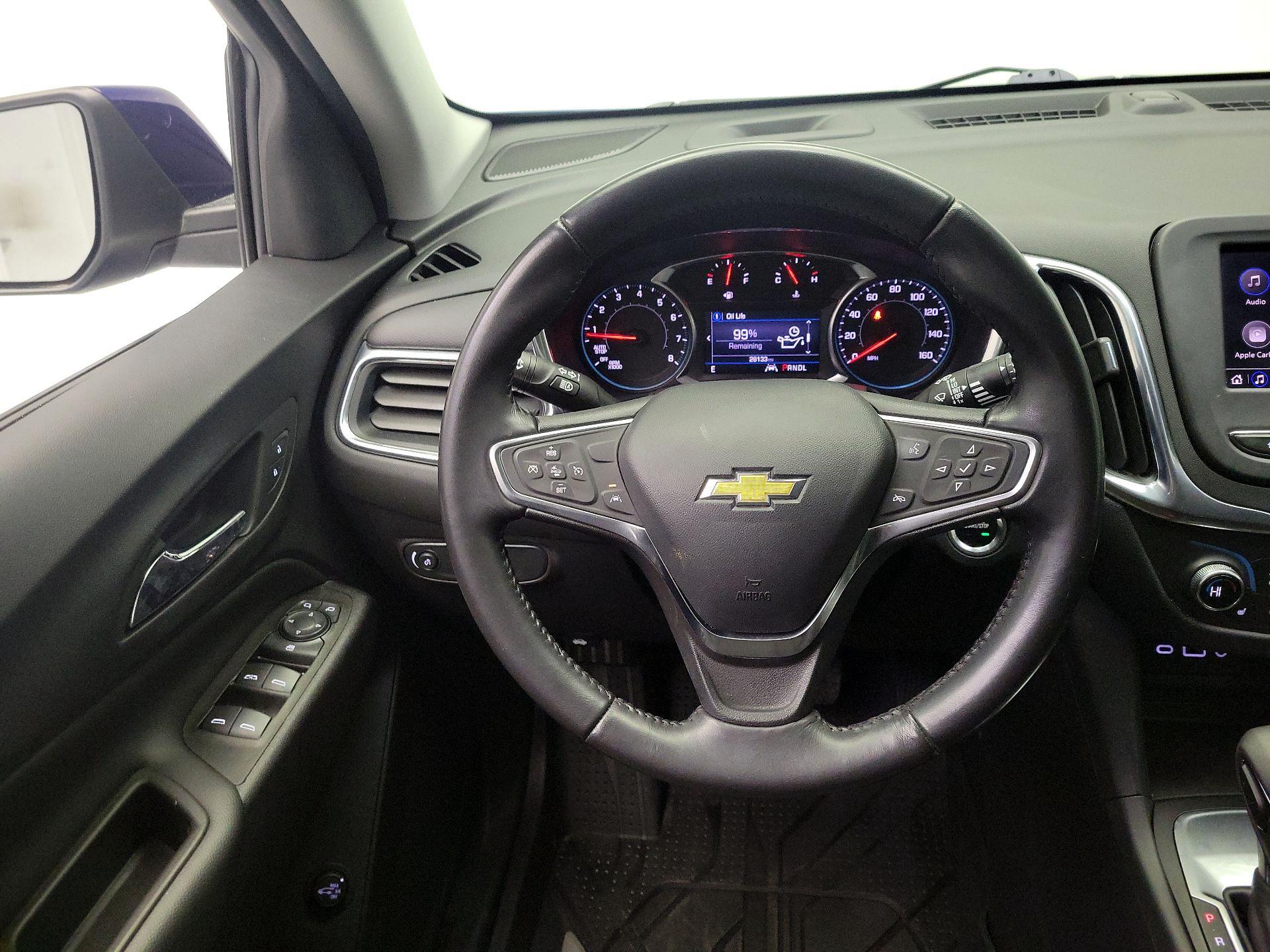 Thumbnail: 2022 Chevrolet Equinox - 10